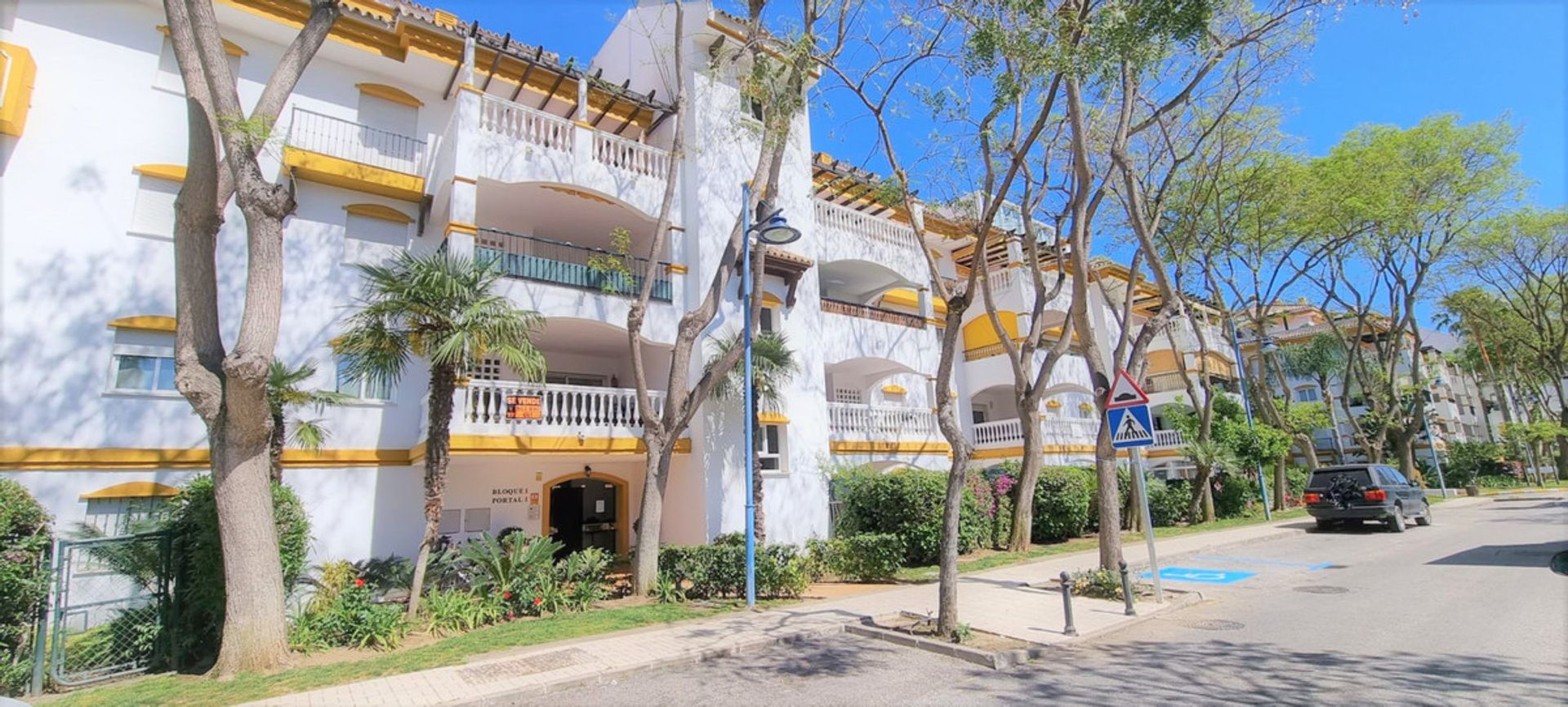 Condominium in El Angel, Andalusia 11049929