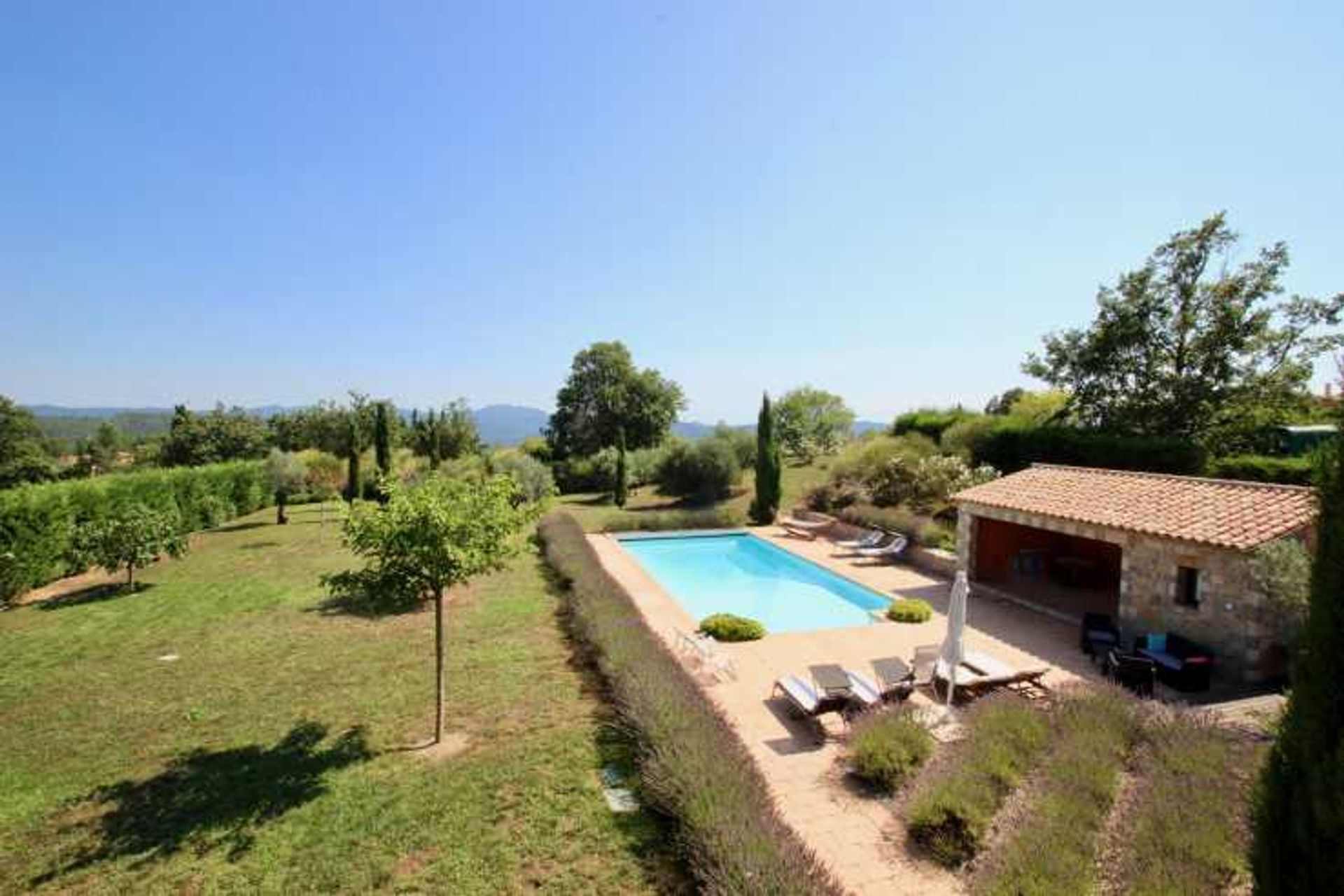 House in Montauroux, Provence-Alpes-Cote d'Azur 11049984