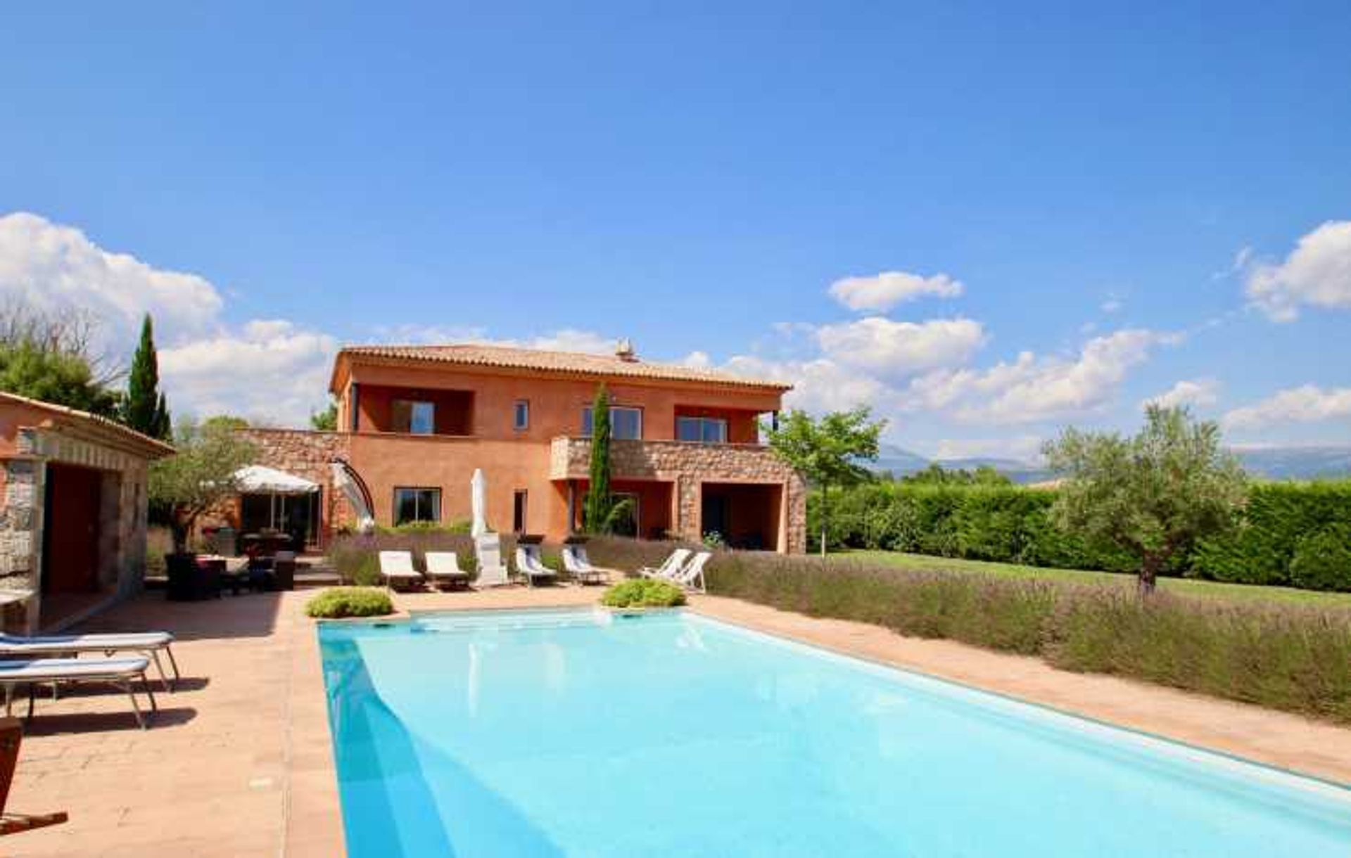 House in Montauroux, Provence-Alpes-Cote d'Azur 11049984