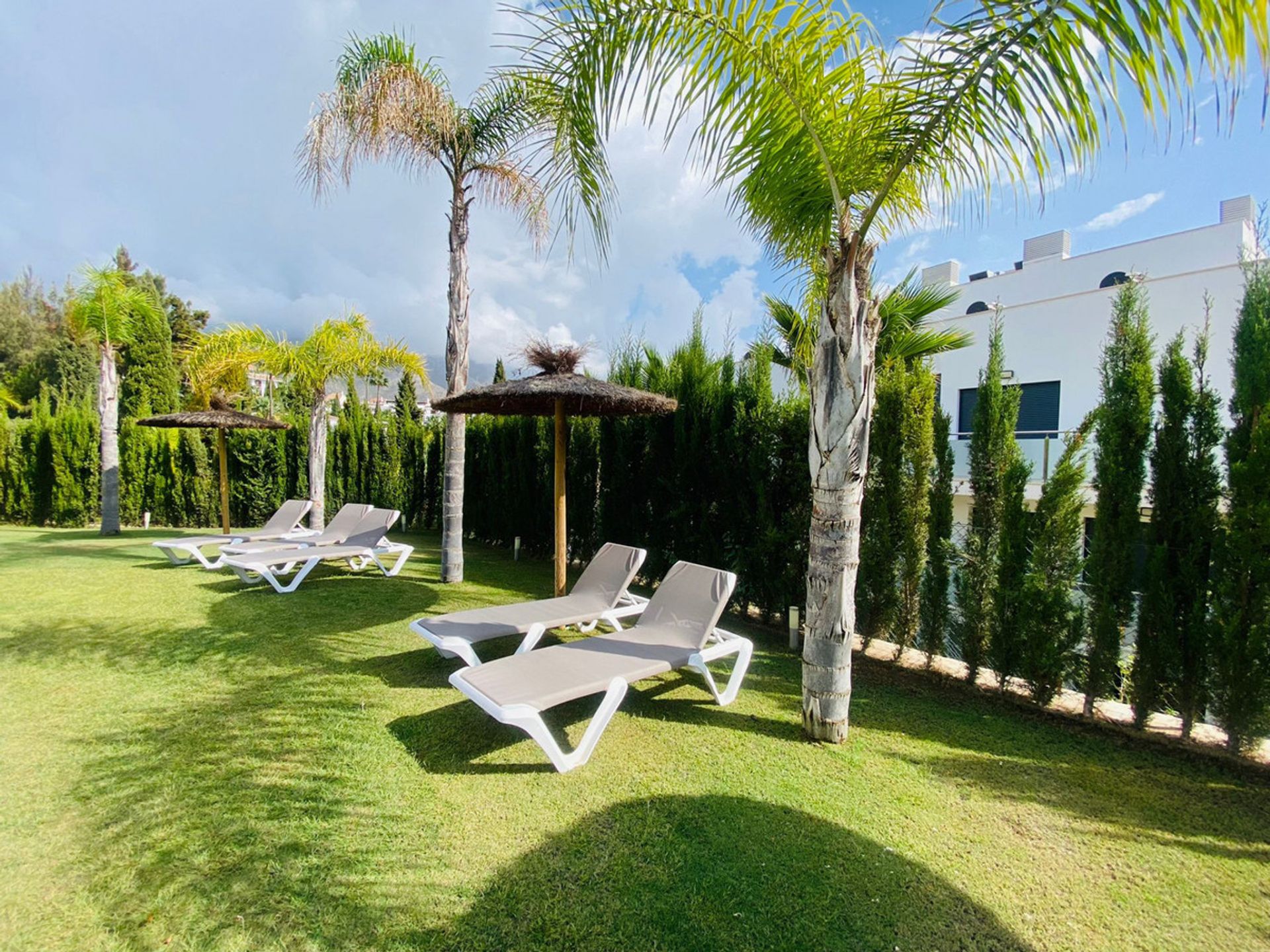 Condominium in Marbella, Andalucía 11050109