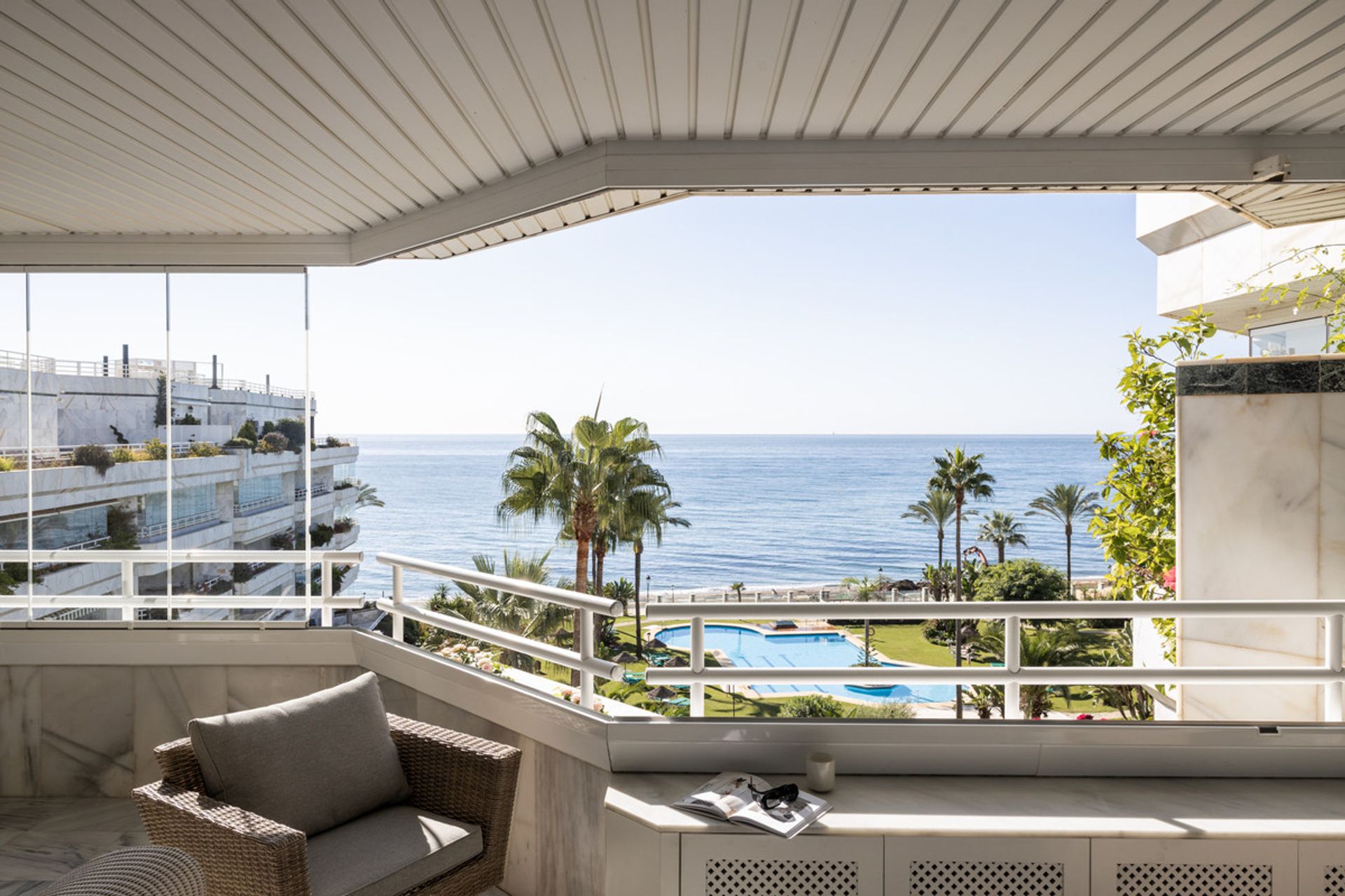 Condominium in Marbella, Andalusia 11050114