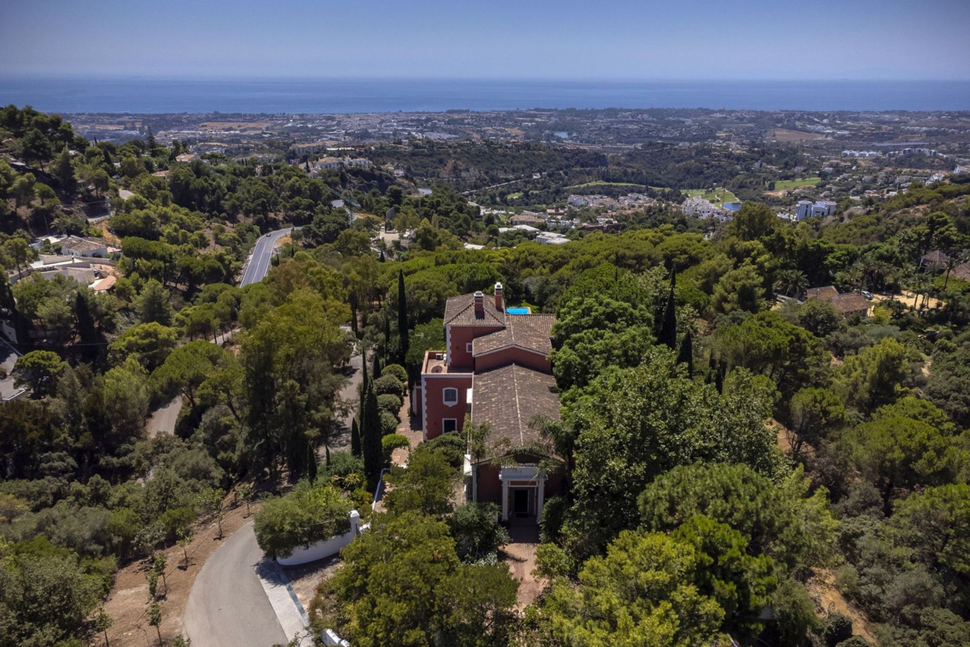 House in Benahavis, Andalusia 11050125