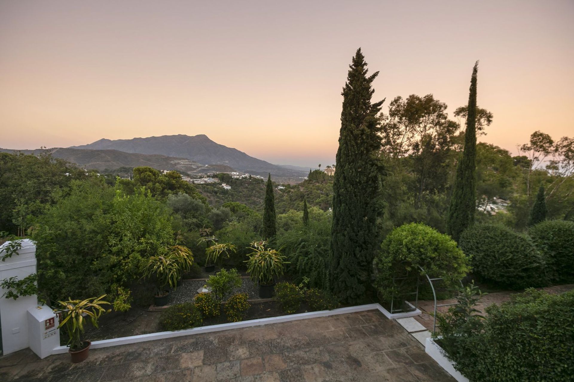 Rumah di Benahavís, Andalucía 11050125