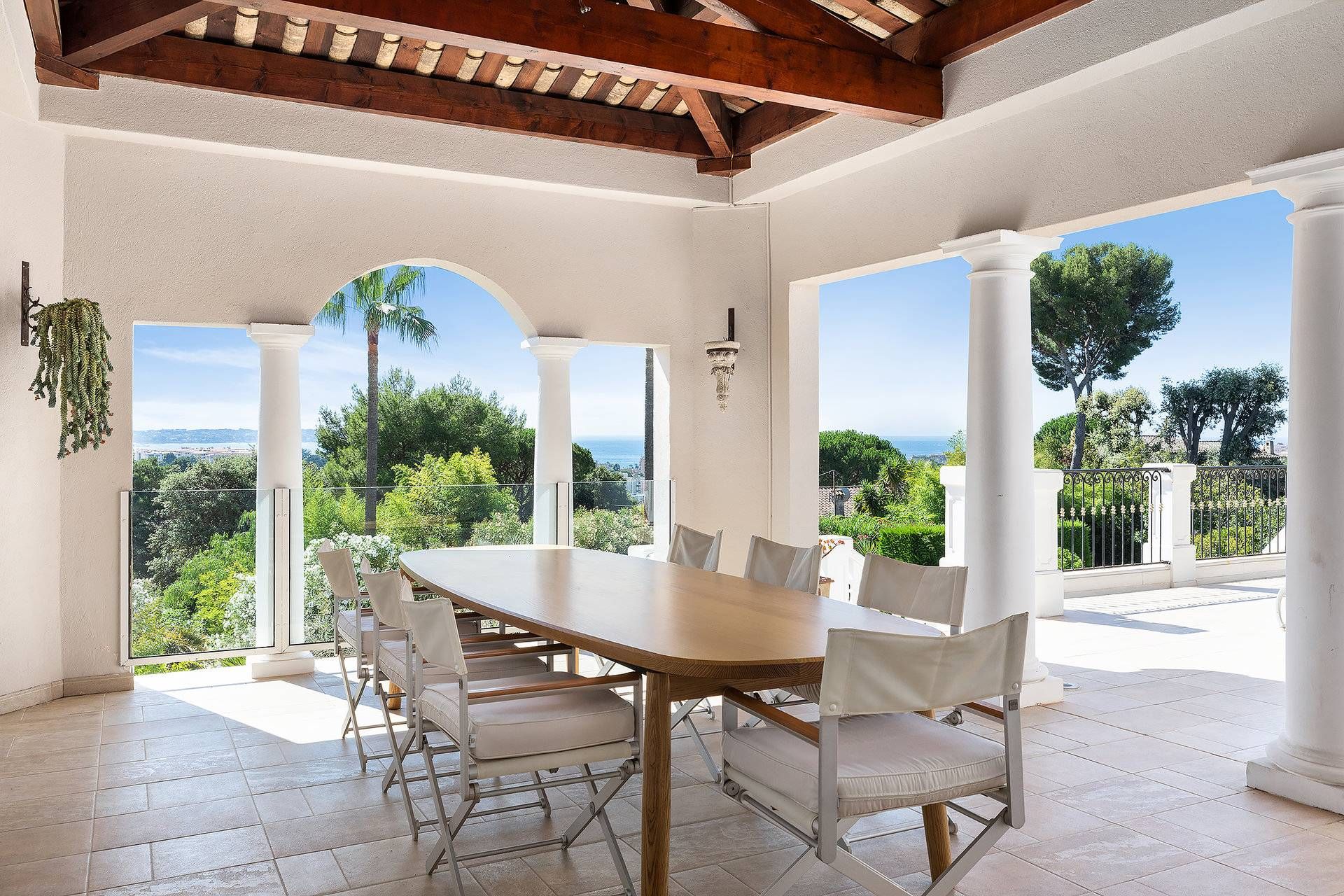 casa en Cannes, Provence-Alpes-Côte d'Azur 11050389