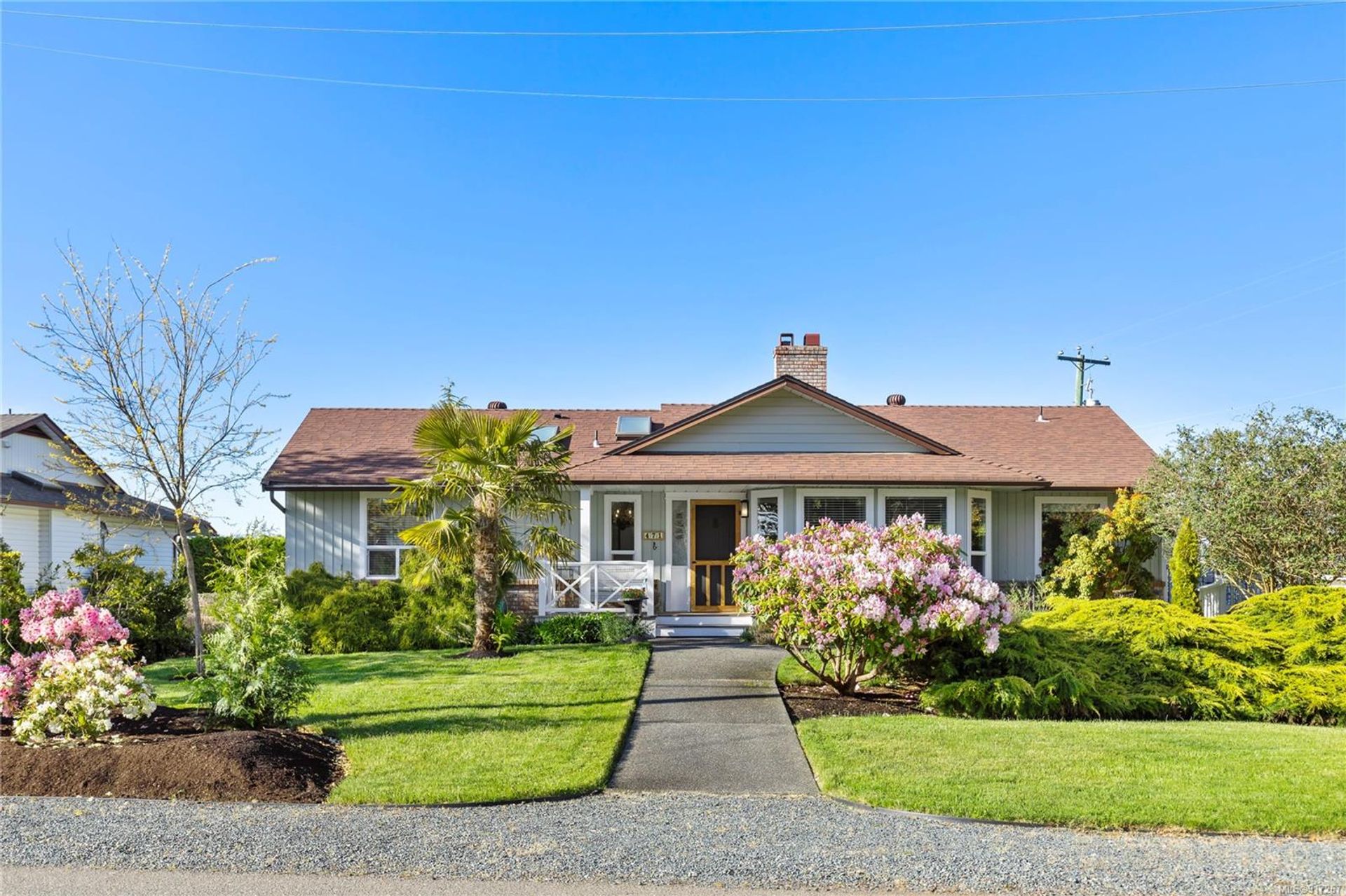 सम्मिलित में Qualicum Beach, British Columbia 11051025