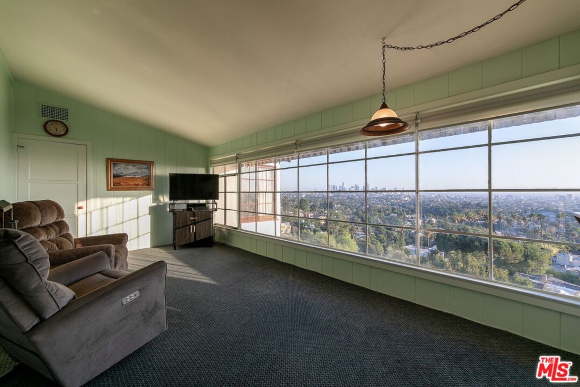 Condominium in Los Angeles, California 11051428