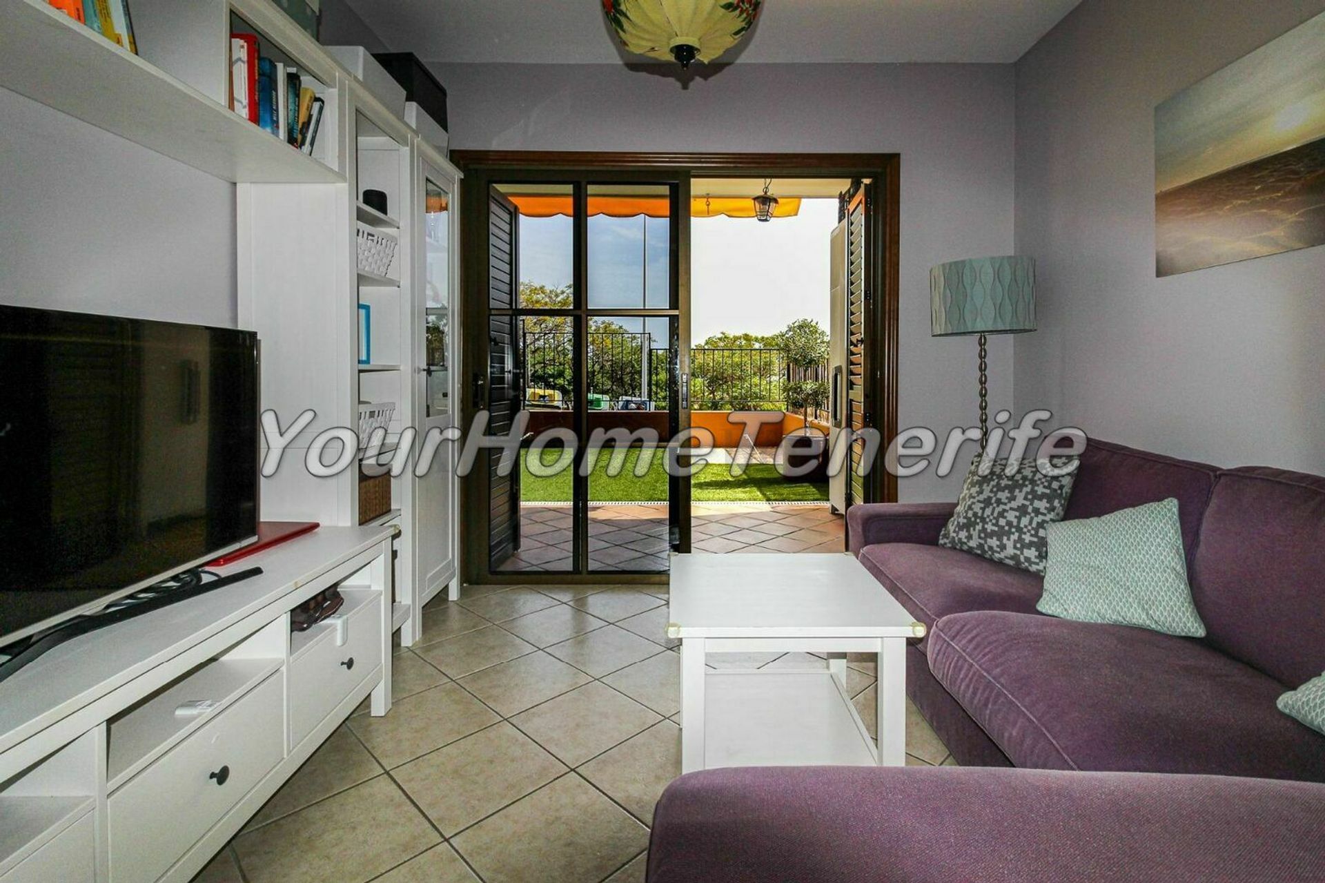 Condominium in Adeje, Canary Islands 11051555