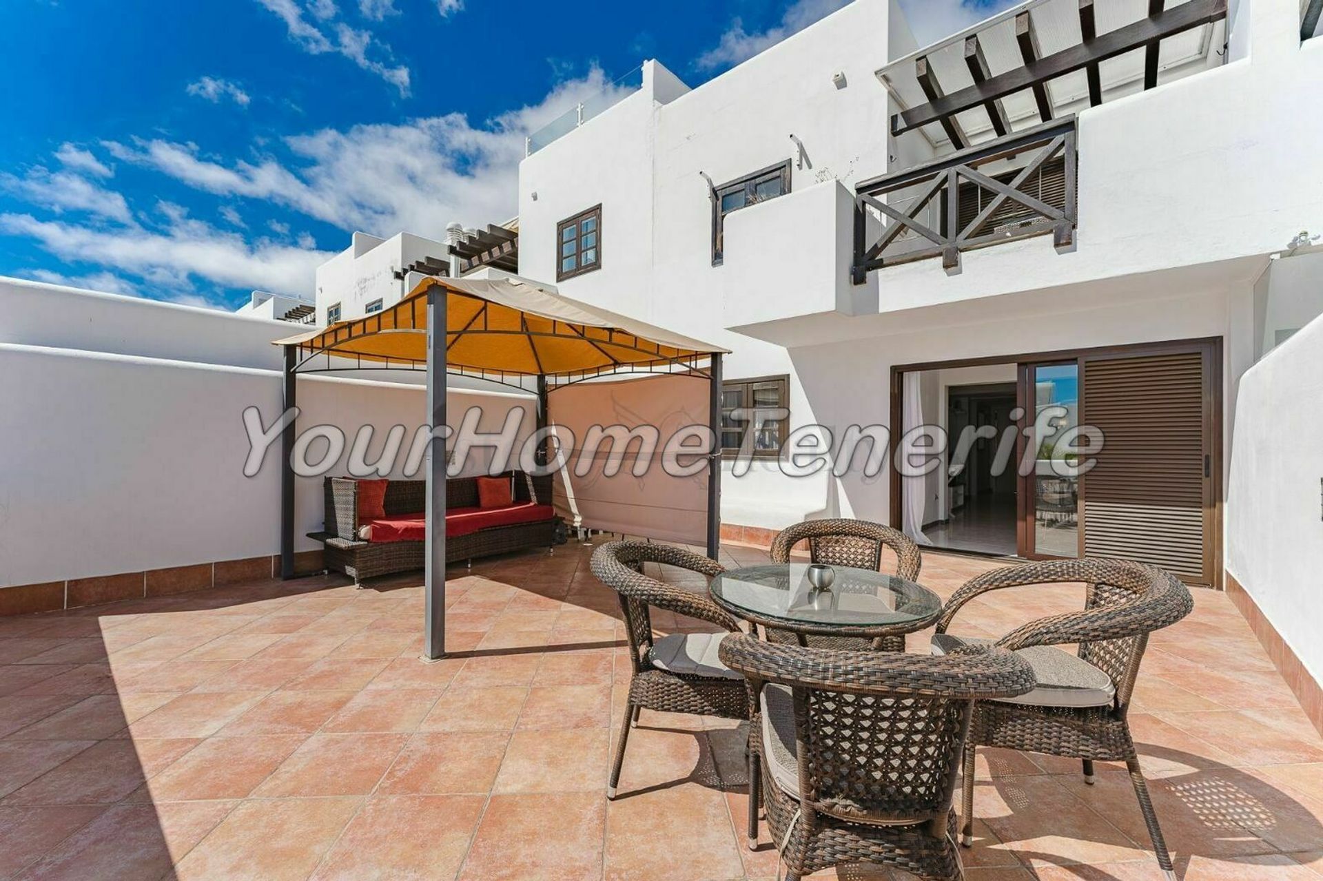 Condominium in Adeje, Canary Islands 11051605