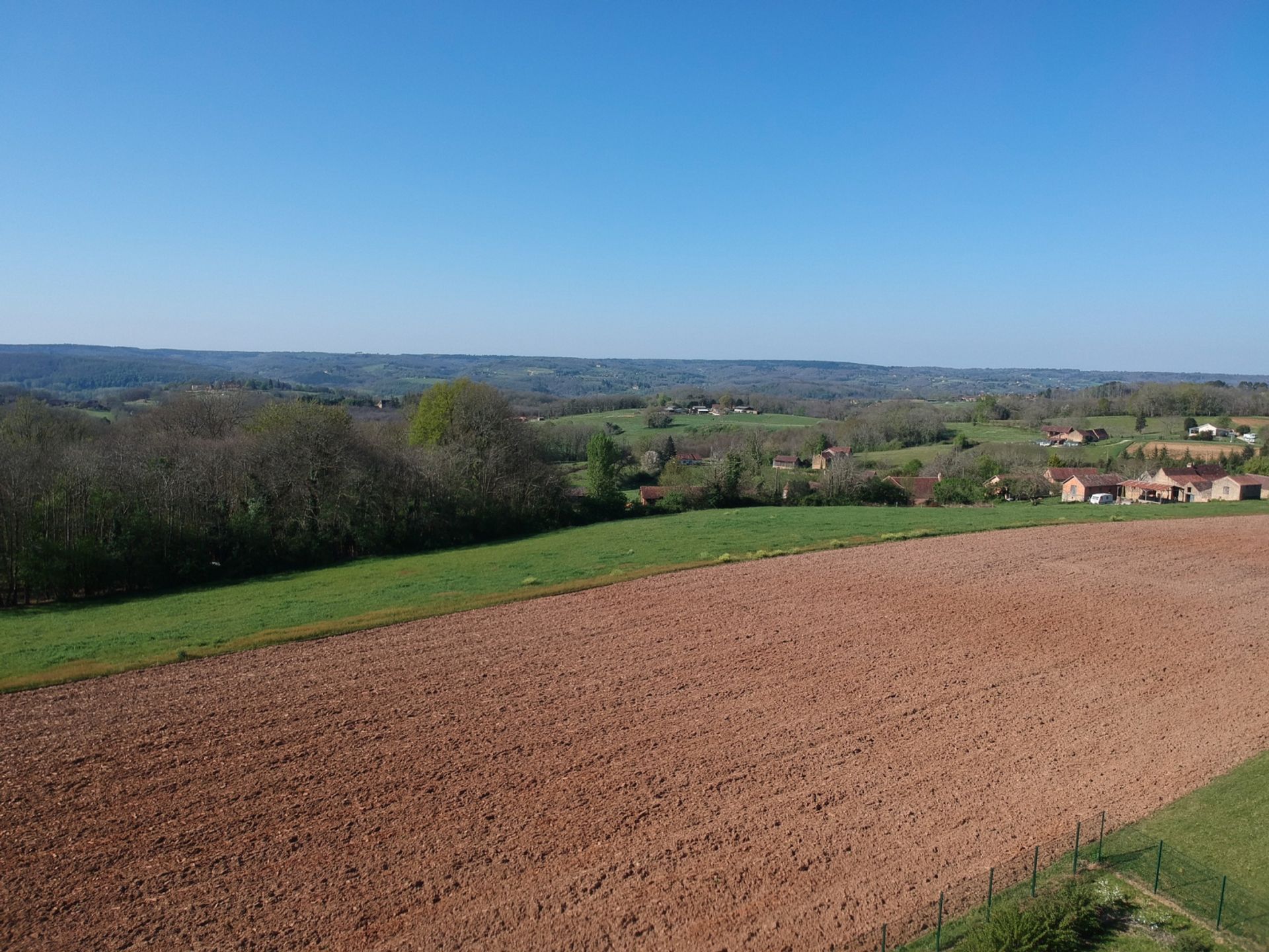 Tierra en Coux-et-Bigaroque-Mouzens, Nouvelle-Aquitaine 11051725