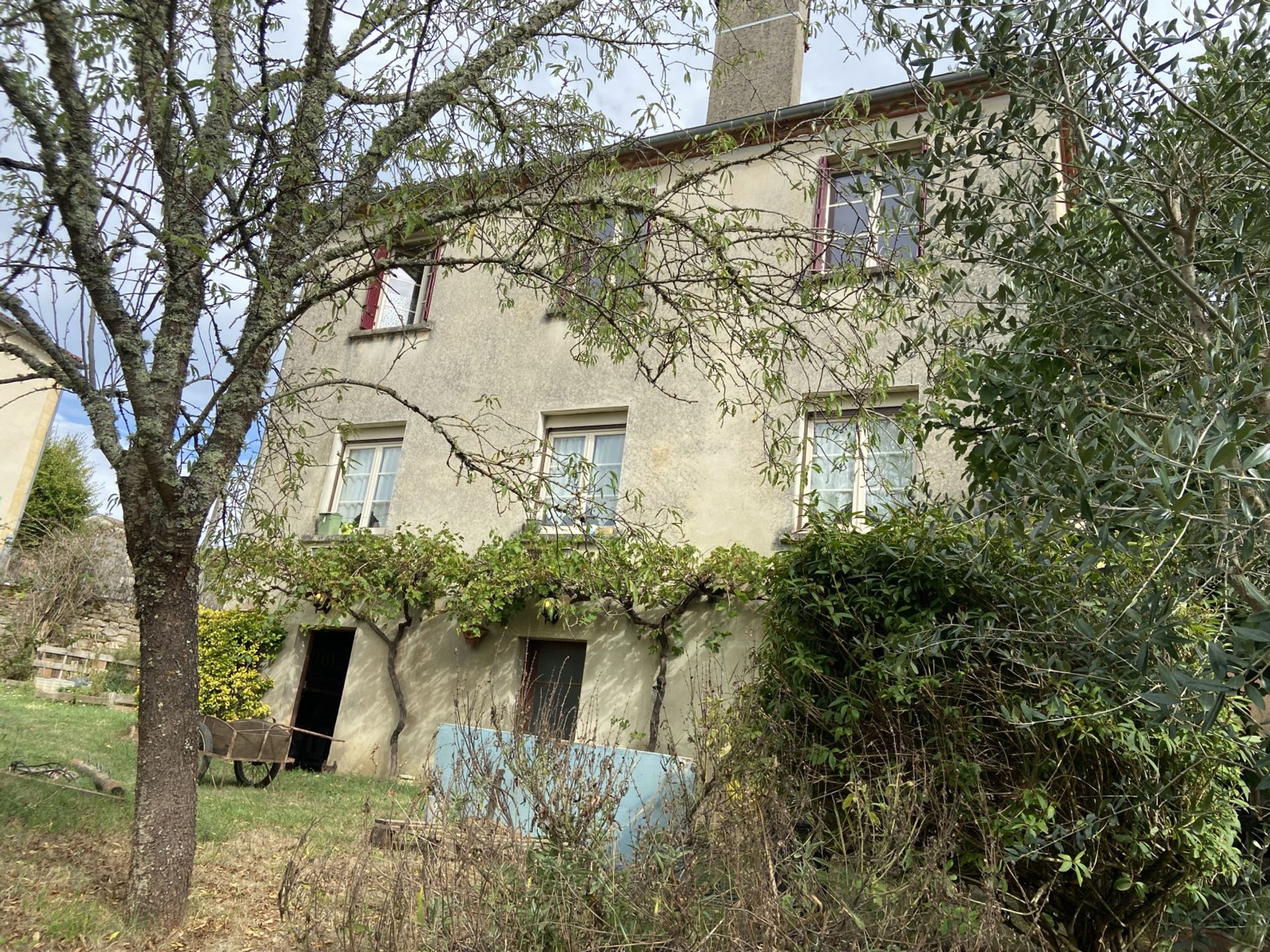 Hus i Puy-l'Évêque, Occitanie 11051812