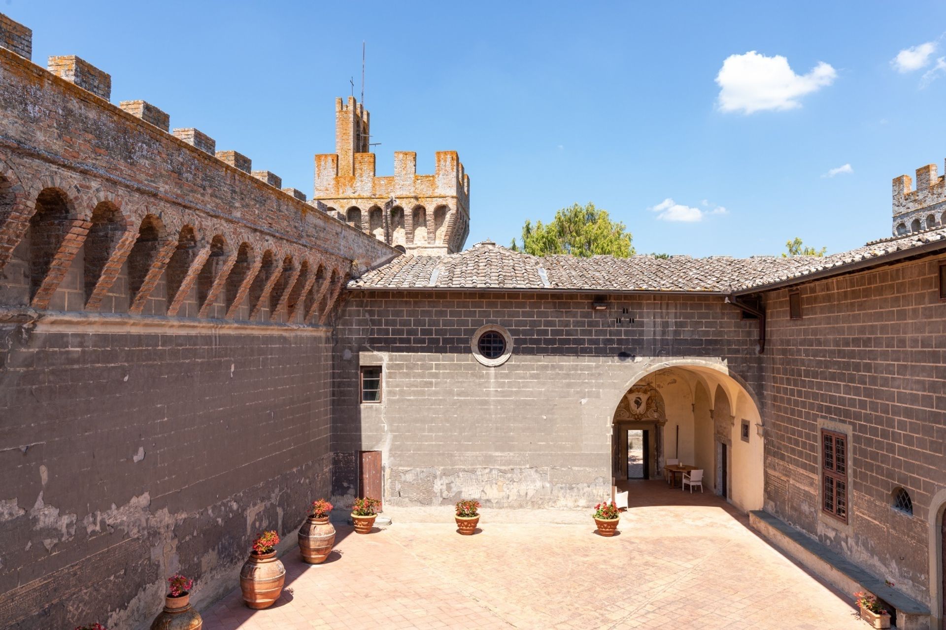 Talo sisään Certaldo, Tuscany 11051975