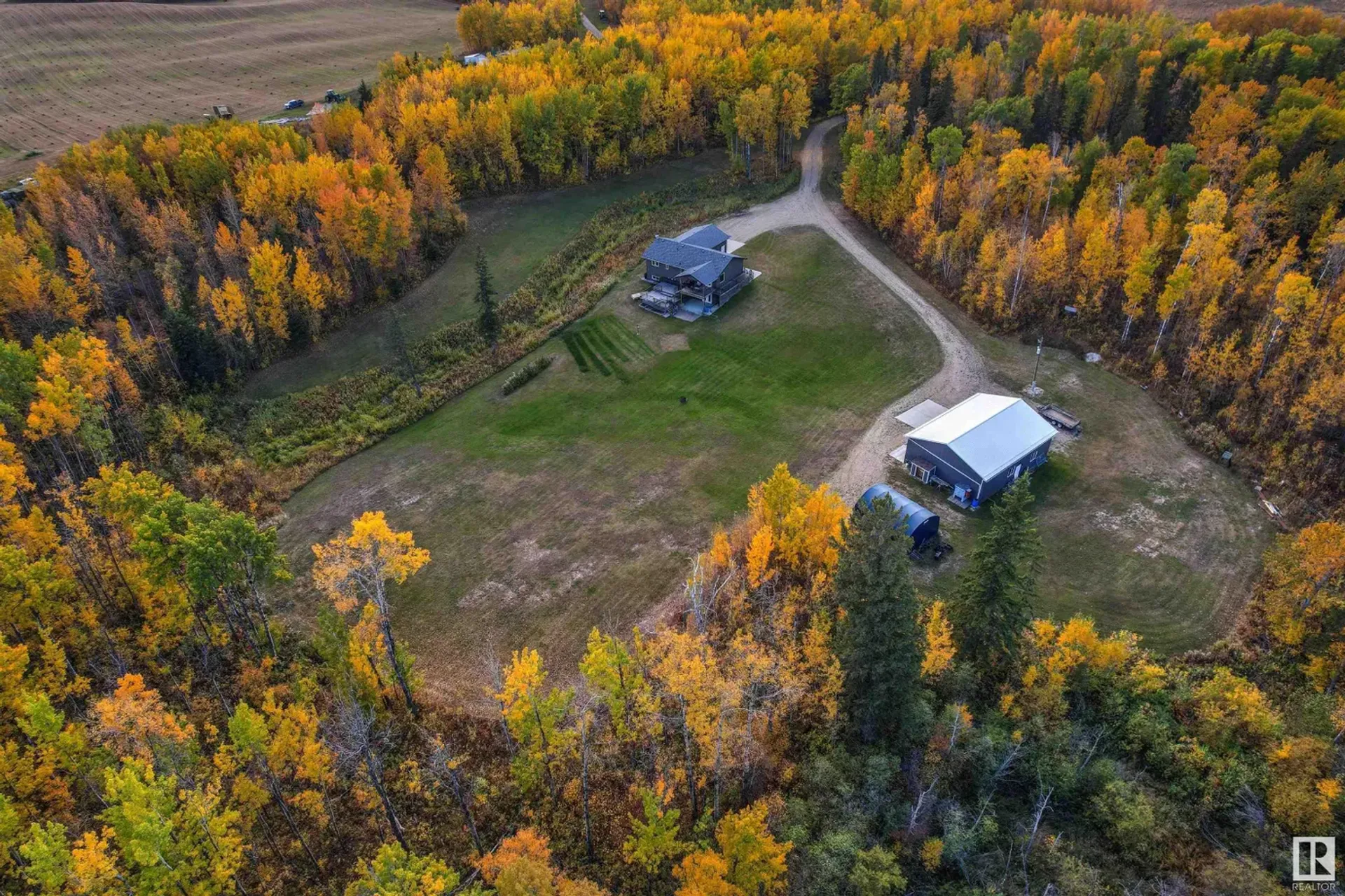 آخر في Duffield, Alberta 11052033