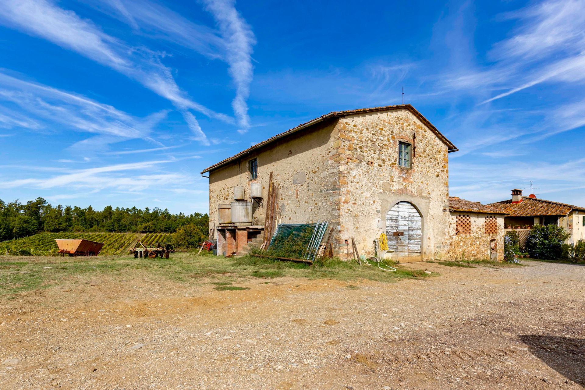 rumah dalam , Toscana 11052201