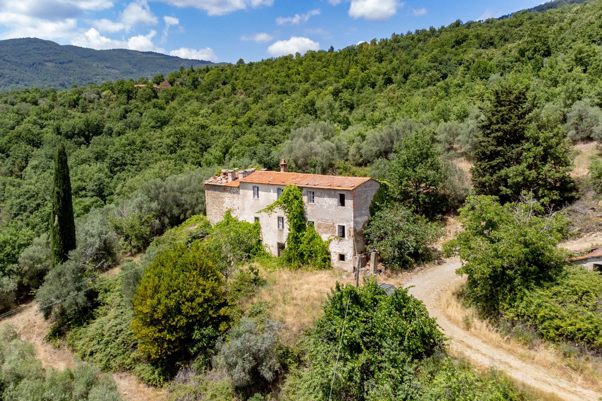 жилой дом в Passignano sul Trasimeno, Umbria 11052300