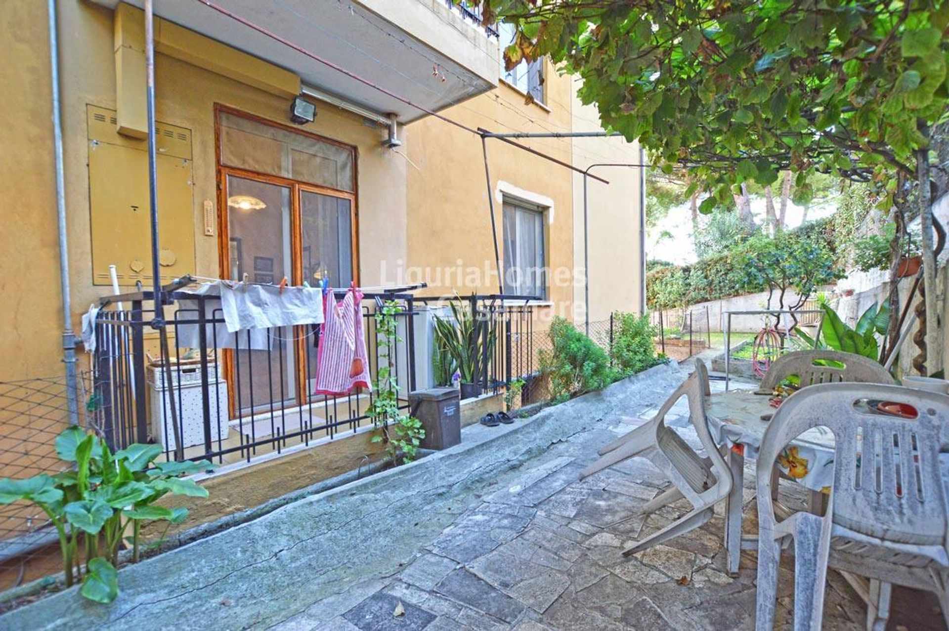 Condominio en Bordighera, Liguria 11052354