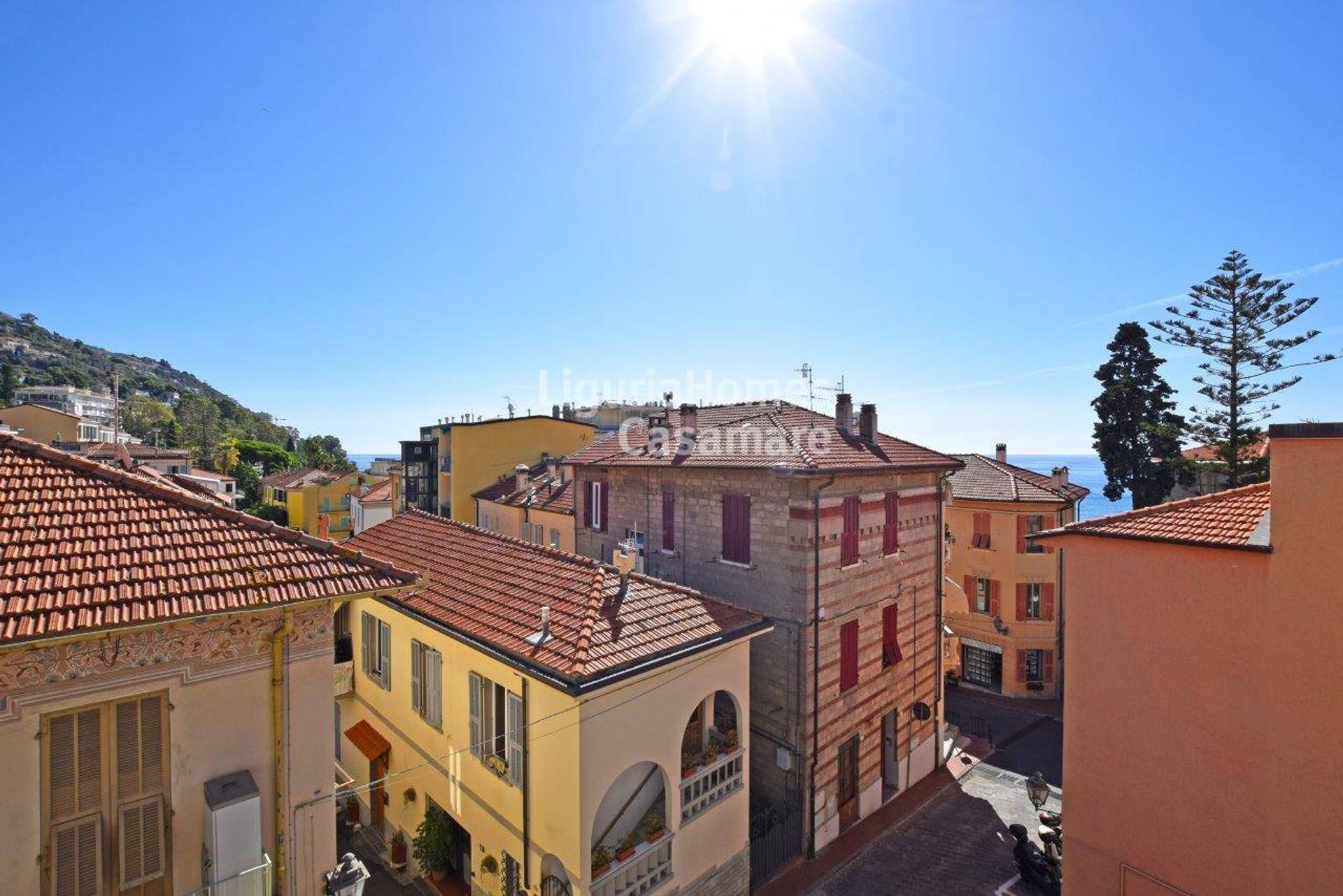 Condominio en Ospedaletti, Liguria 11052356