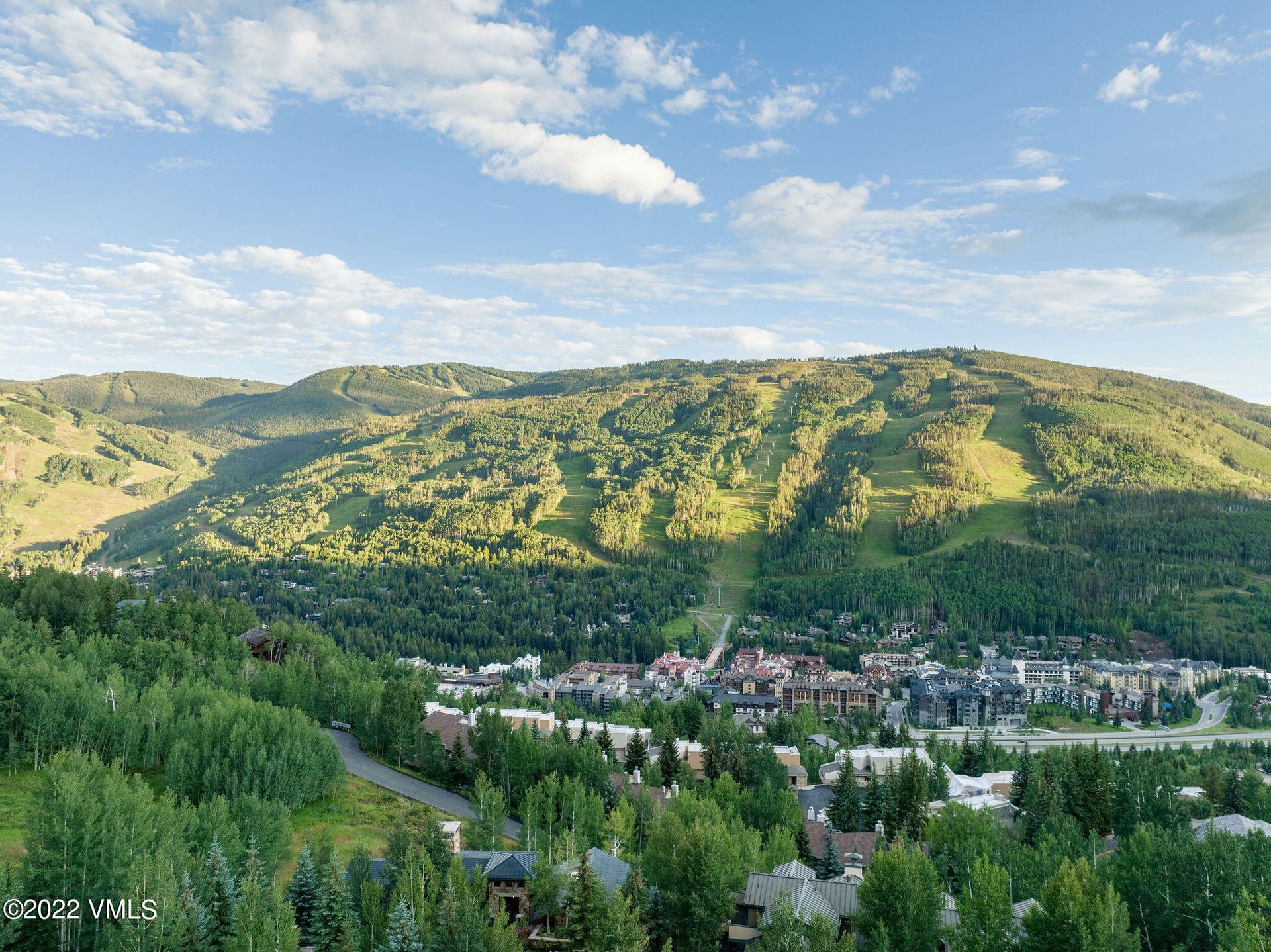 عدة عائلات في Vail, Colorado 11052419