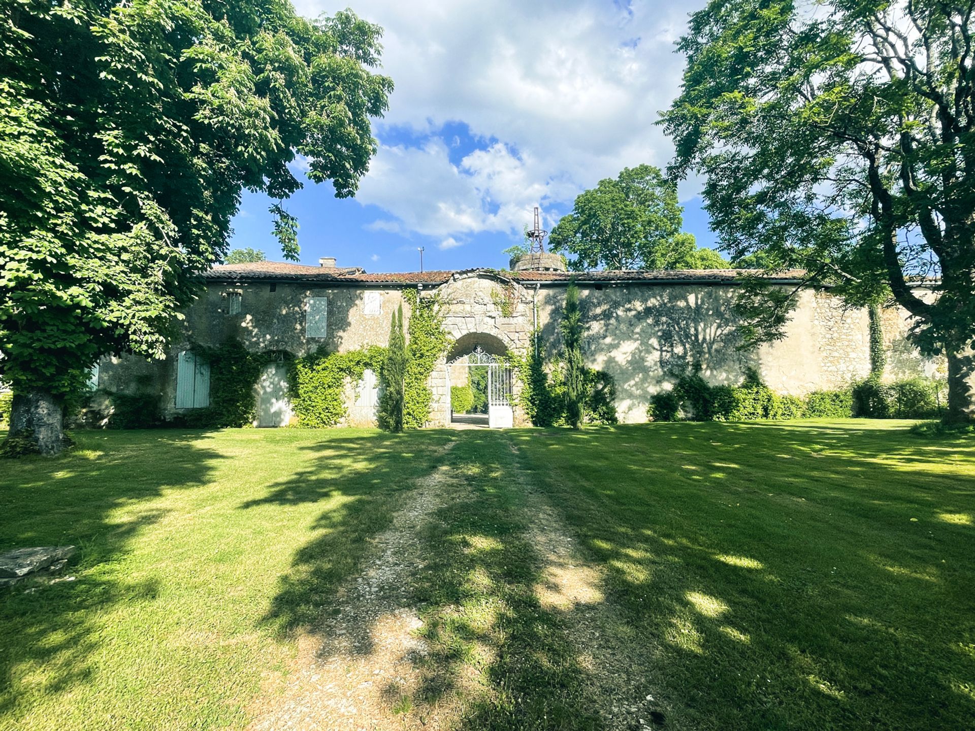 casa no Fleurance, Occitanie 11053212