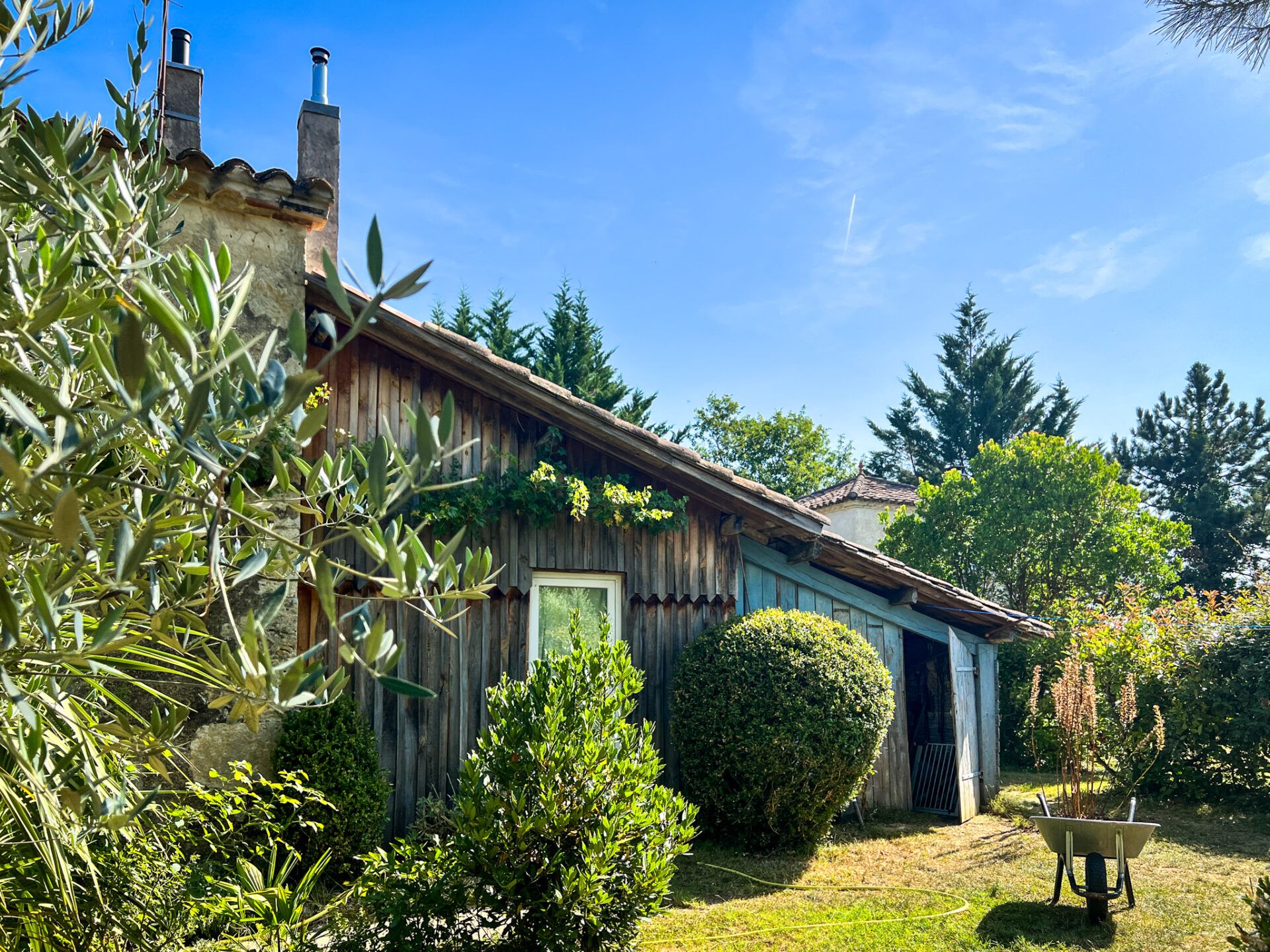 Condominium in Lectoure, Occitanie 11053232