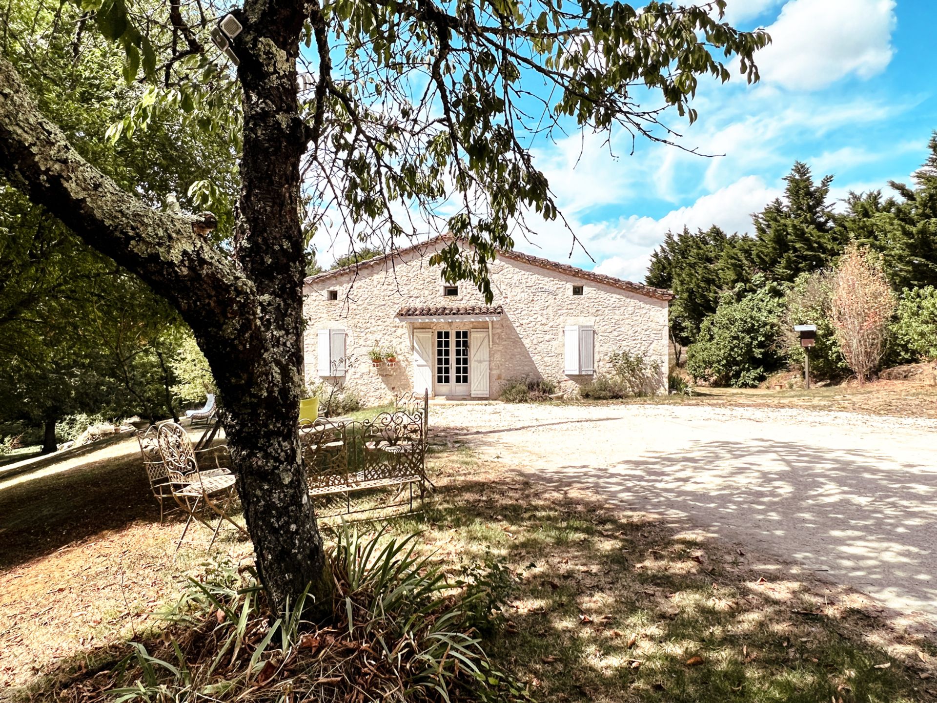 Condominium in Saint-Clar, Occitanie 11053242