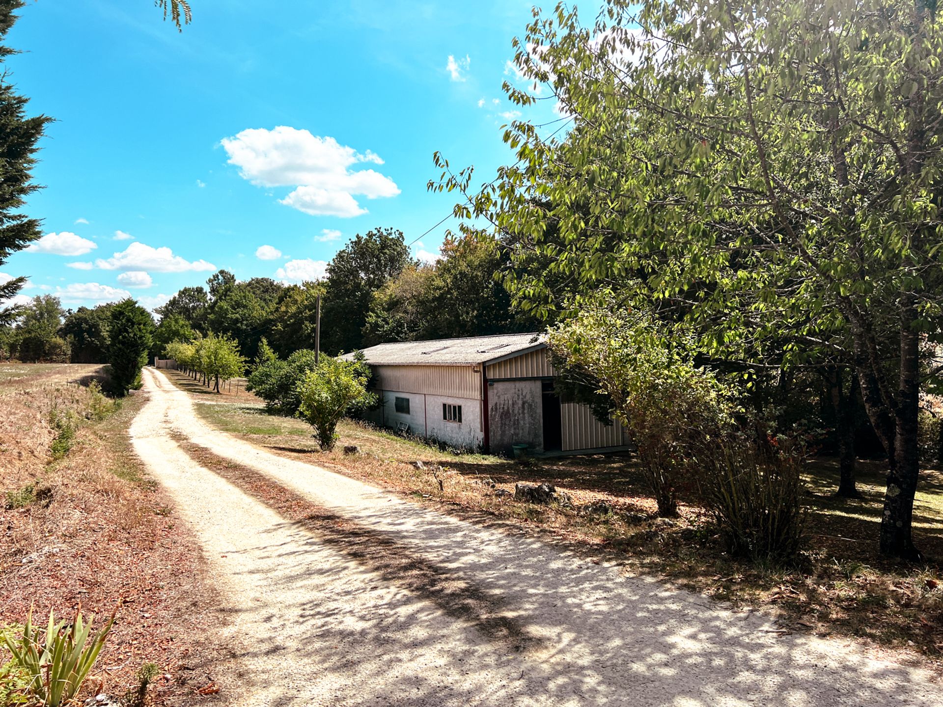 Condominium in Saint-Clar, Occitanie 11053242