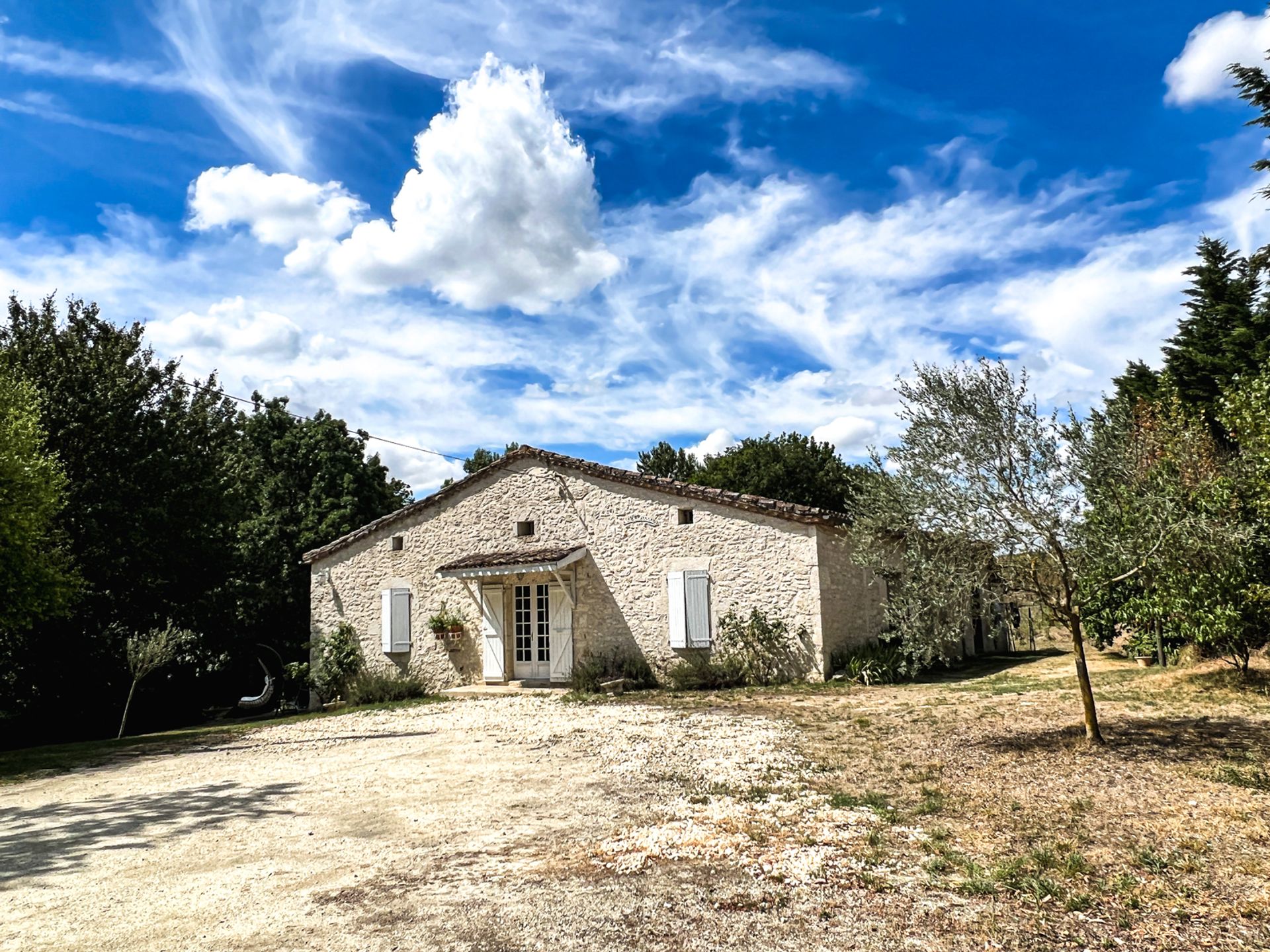 Condominium in Saint-Clar, Occitanie 11053242