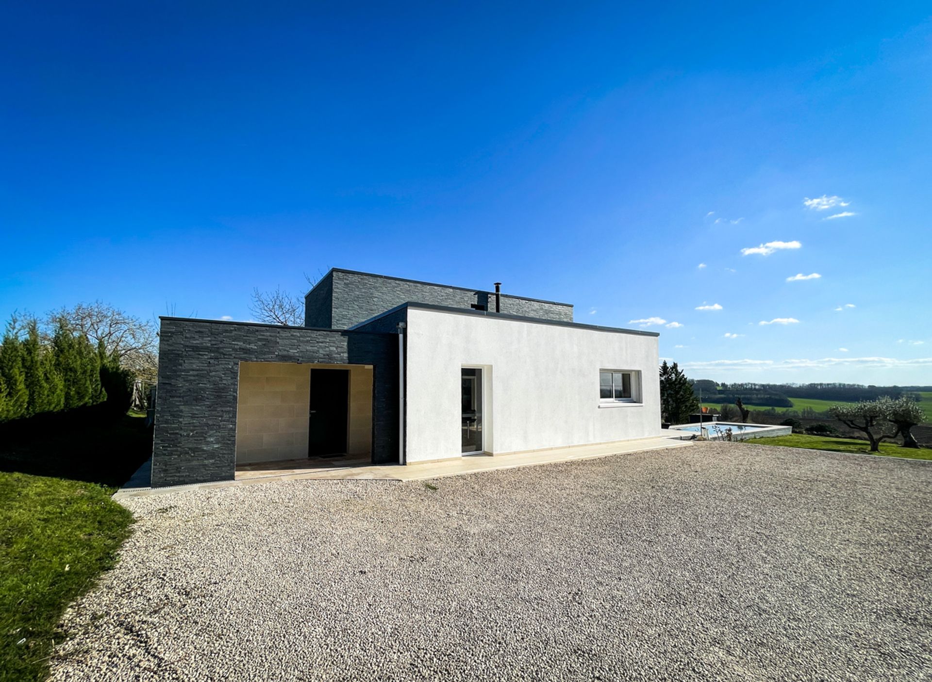 Condominium in Condom, Occitanie 11053254