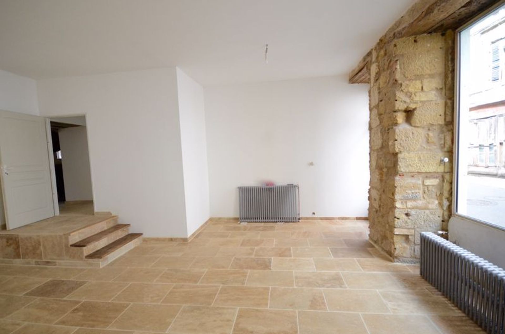 House in Thiviers, Nouvelle-Aquitaine 11053291