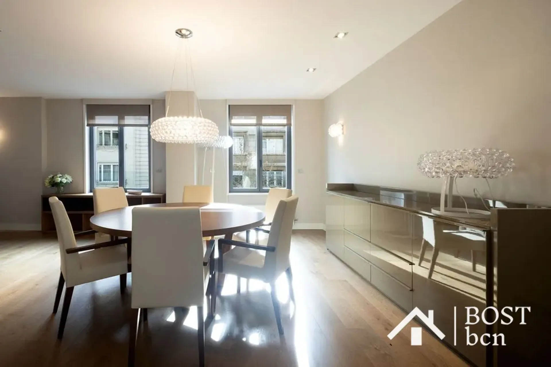 Condominio nel Barcelona, Carrer del Mestre Nicolau 11053631