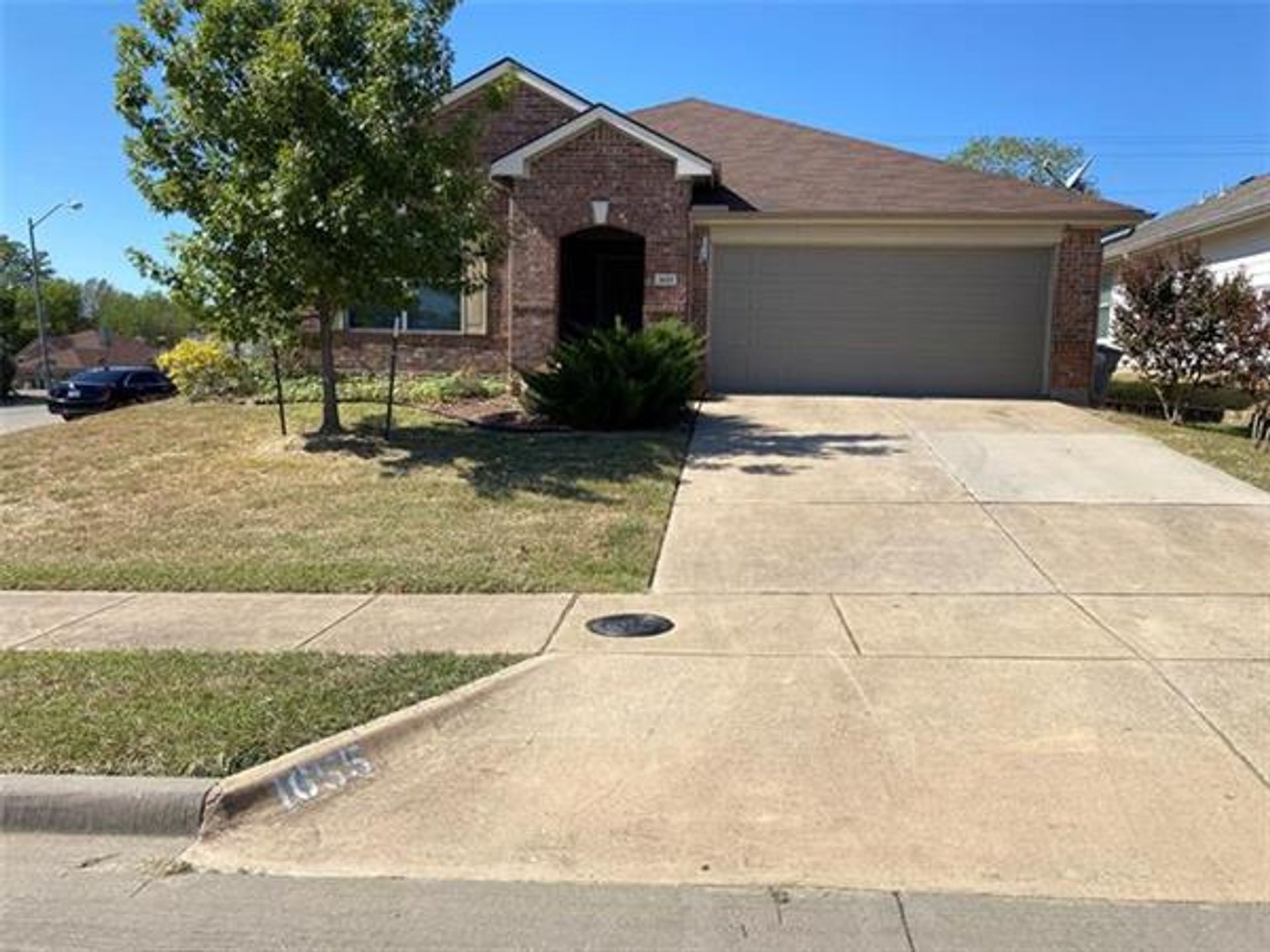 House in Grand Prairie, Texas 11054419