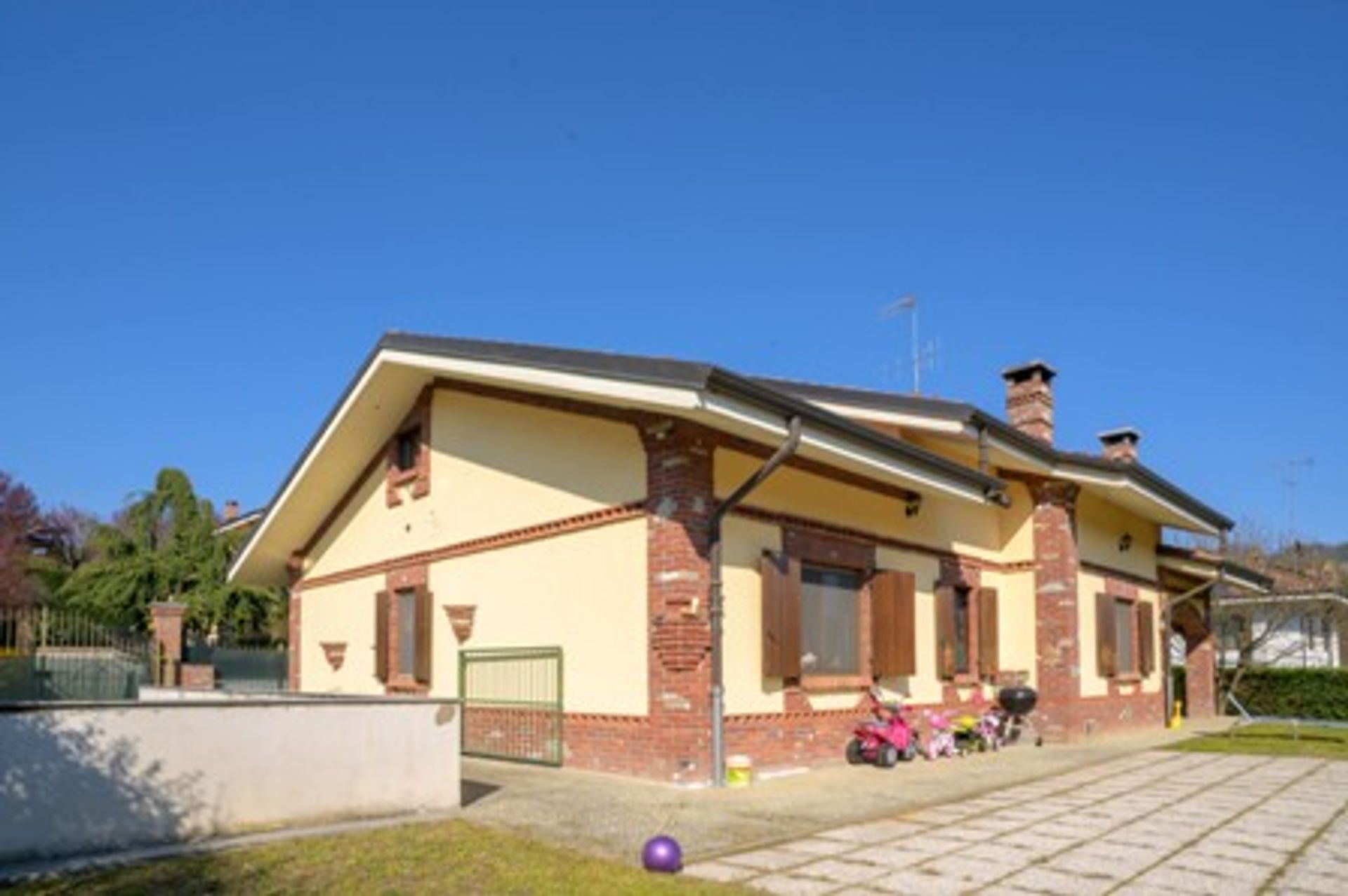 House in , Piedmont 11055492