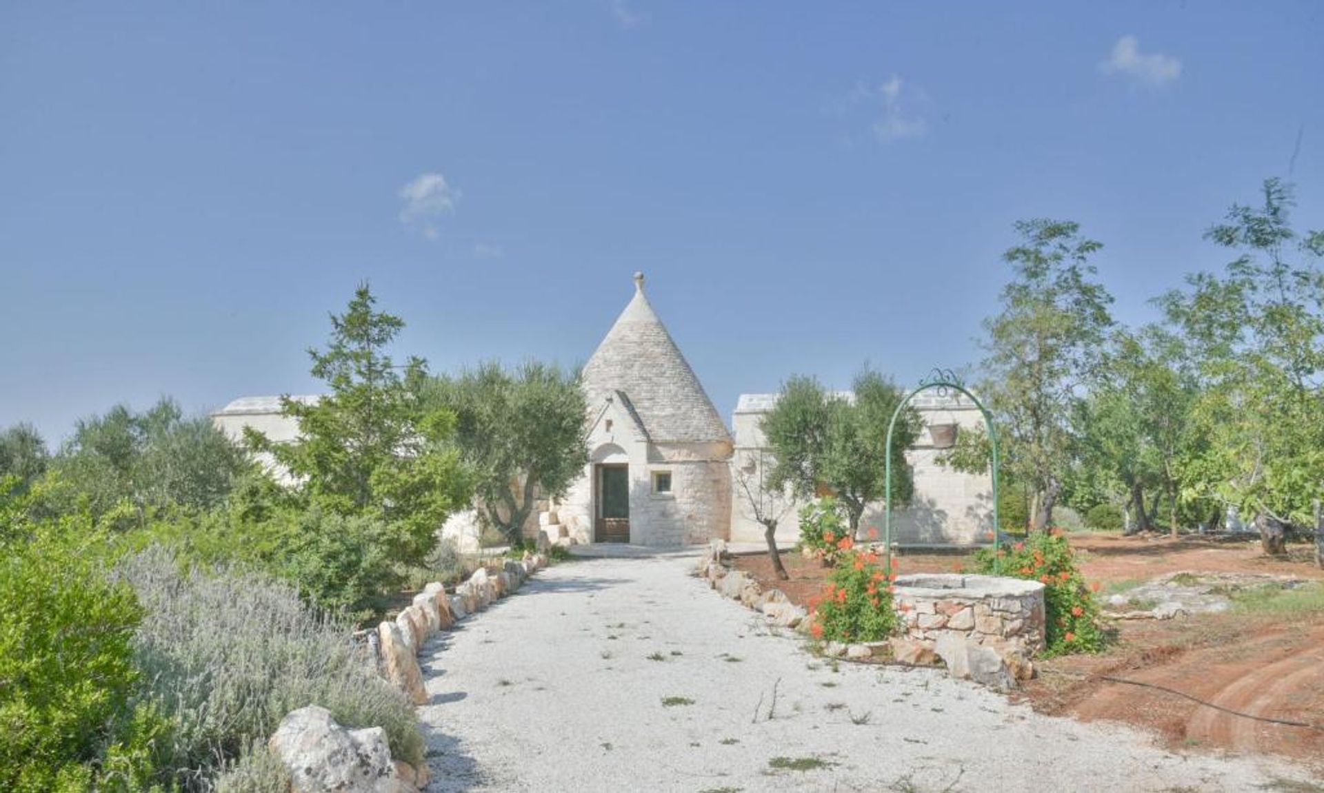 Huis in Ostuni, Apulia 11055560