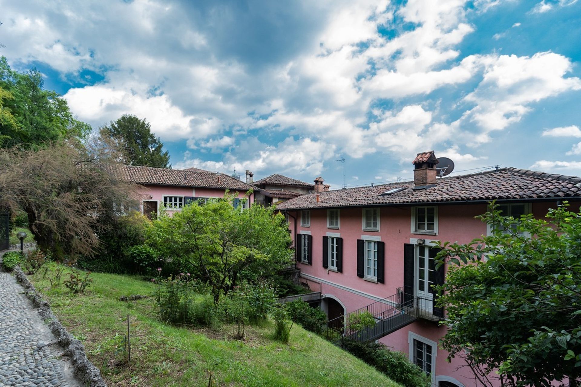 Huis in Albese con Cassano, Lombardy 11055715