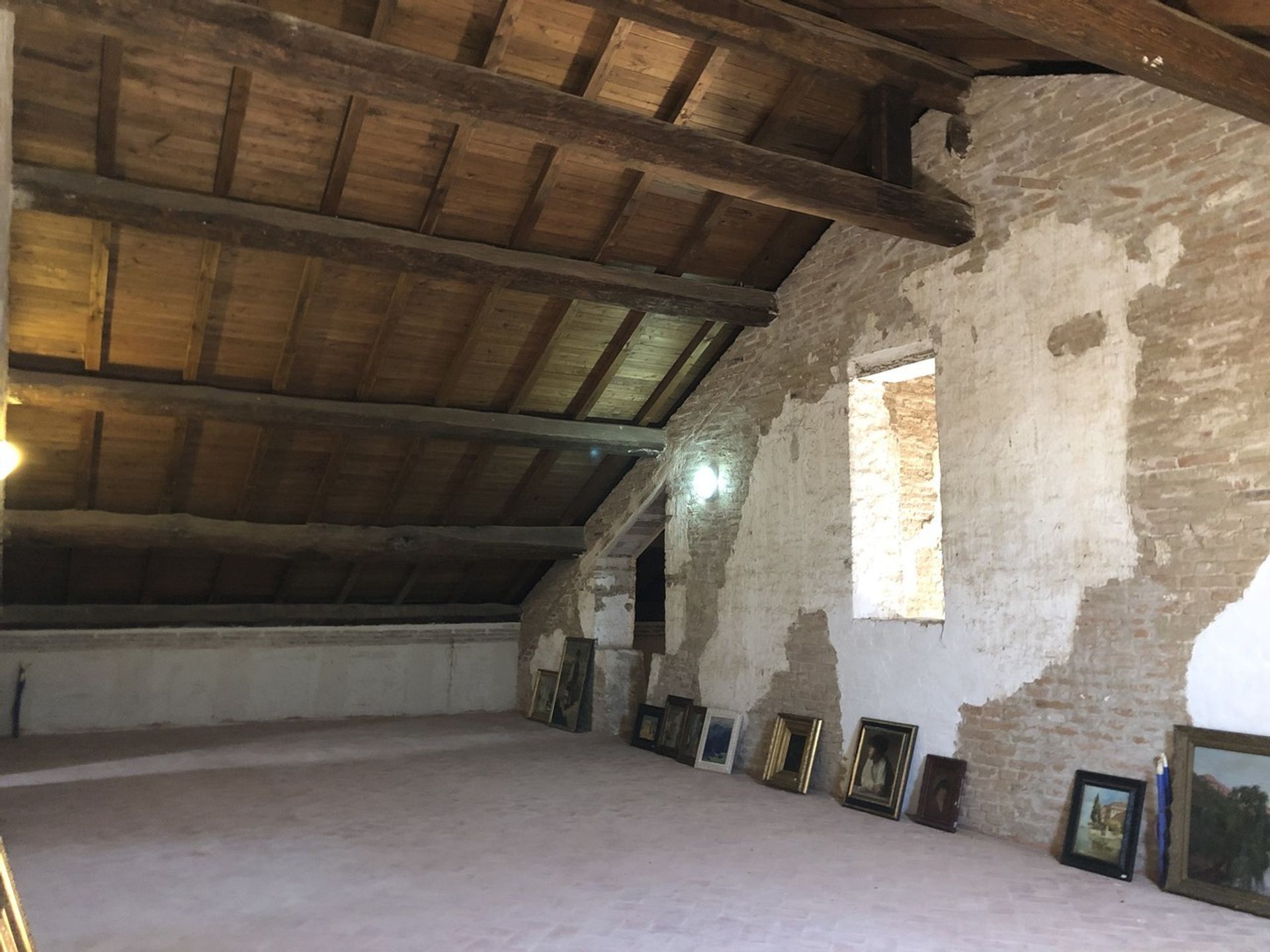 Rumah di Reggiolo, Emilia-Romagna 11055723