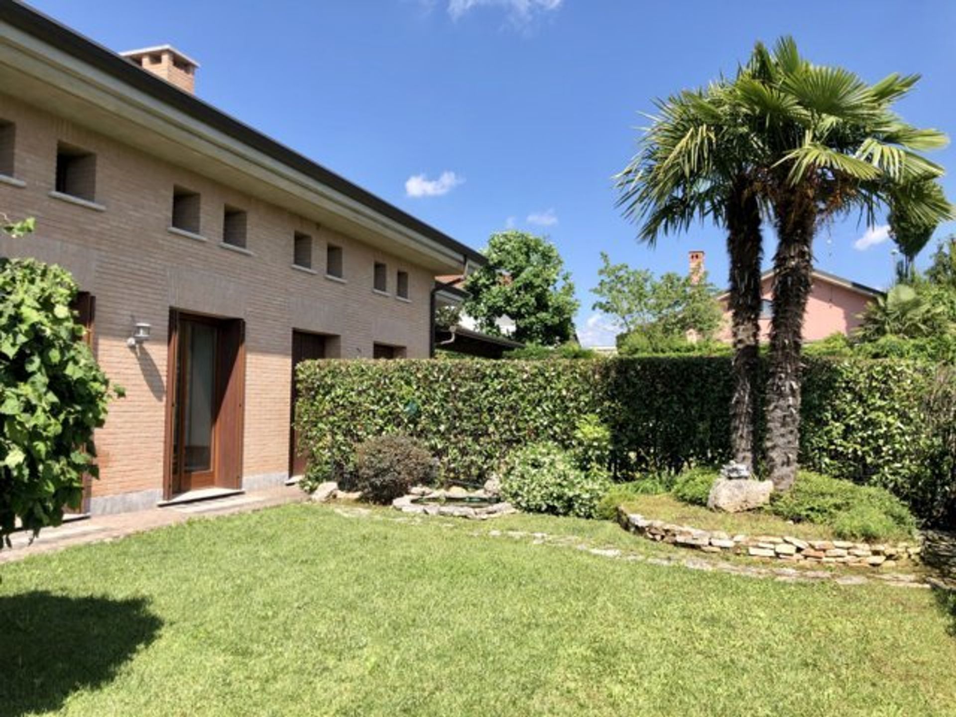 Rumah di Vimercate, Lombardia 11055742