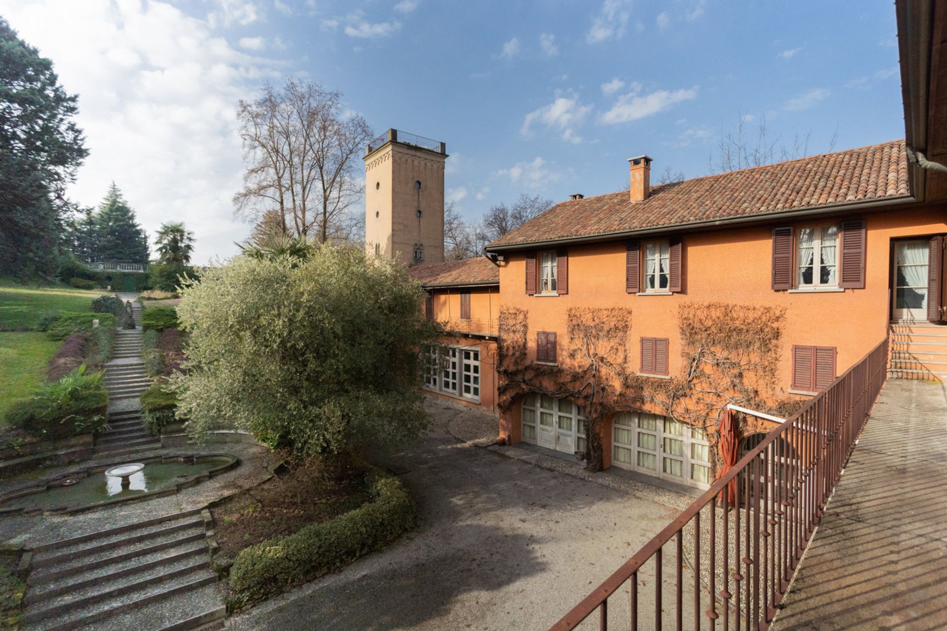 House in Merate, Lombardy 11055747