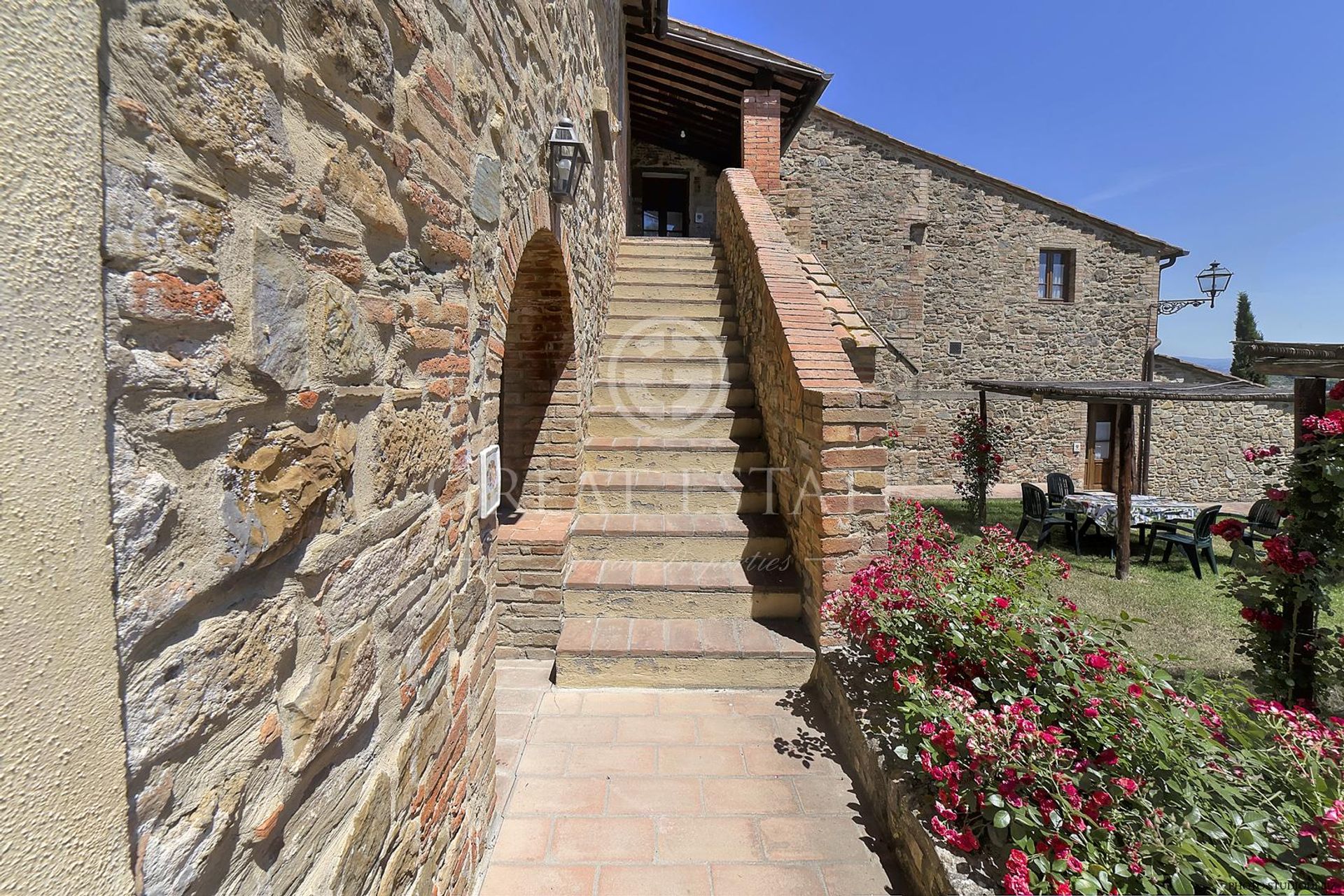 Rumah di Montaione, Tuscany 11056009