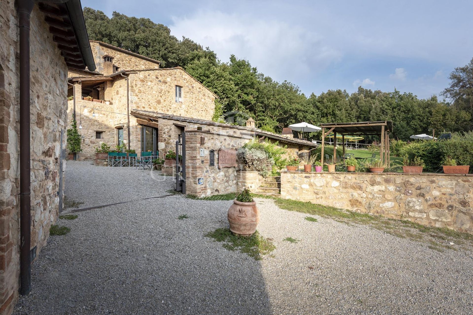 σπίτι σε Colle di Val d'Elsa, Tuscany 11056033