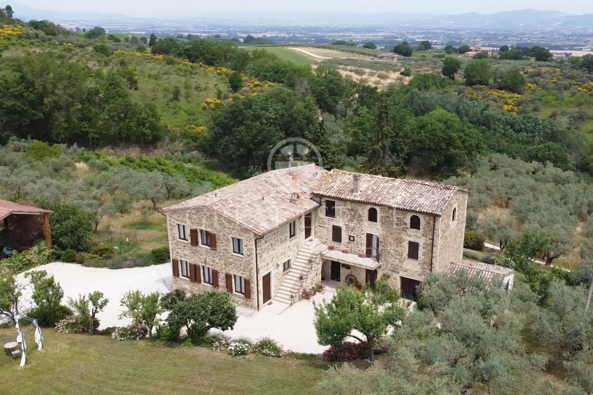 rumah dalam Cannara, Umbria 11056105