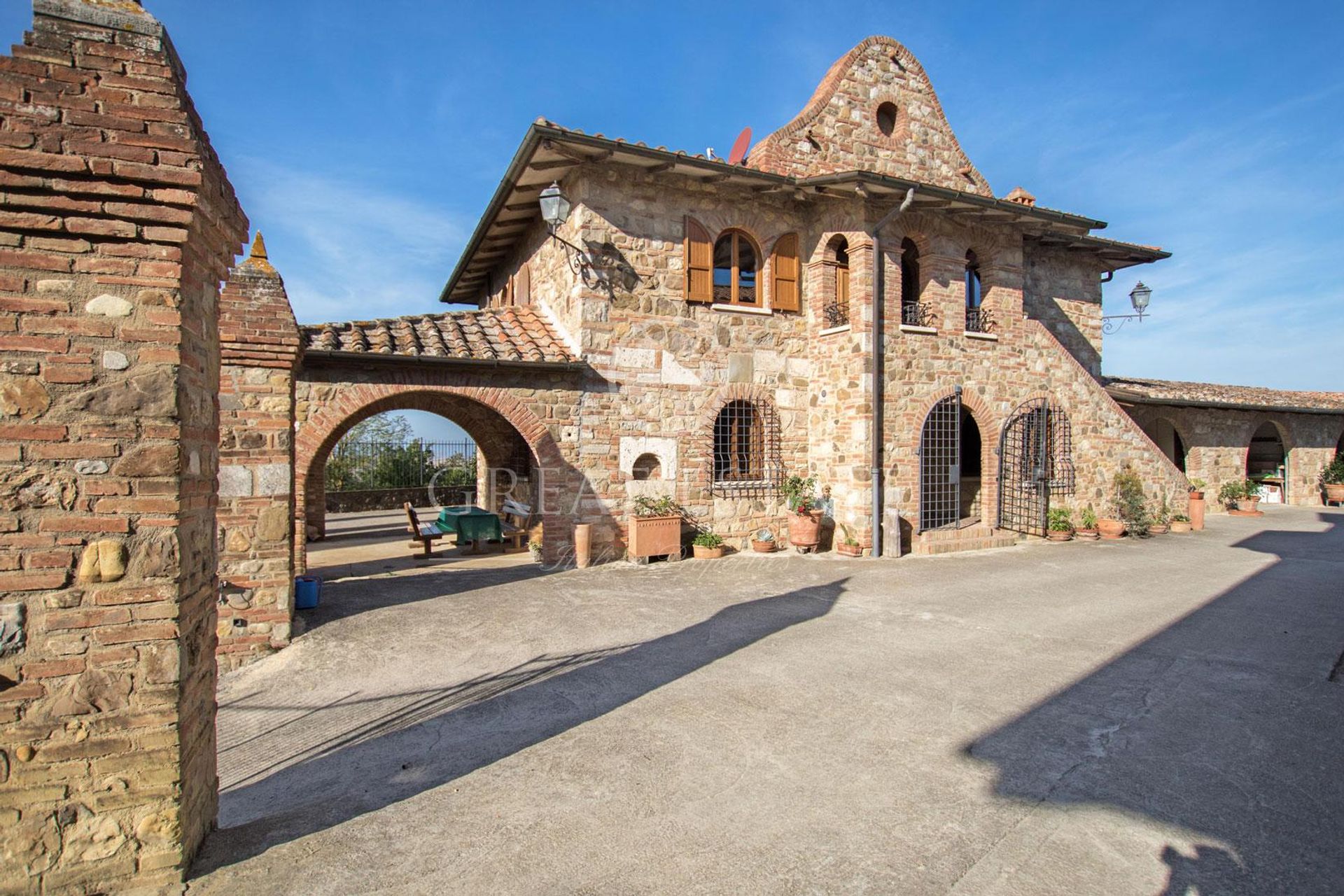 Rumah di Asciano, Tuscany 11056107