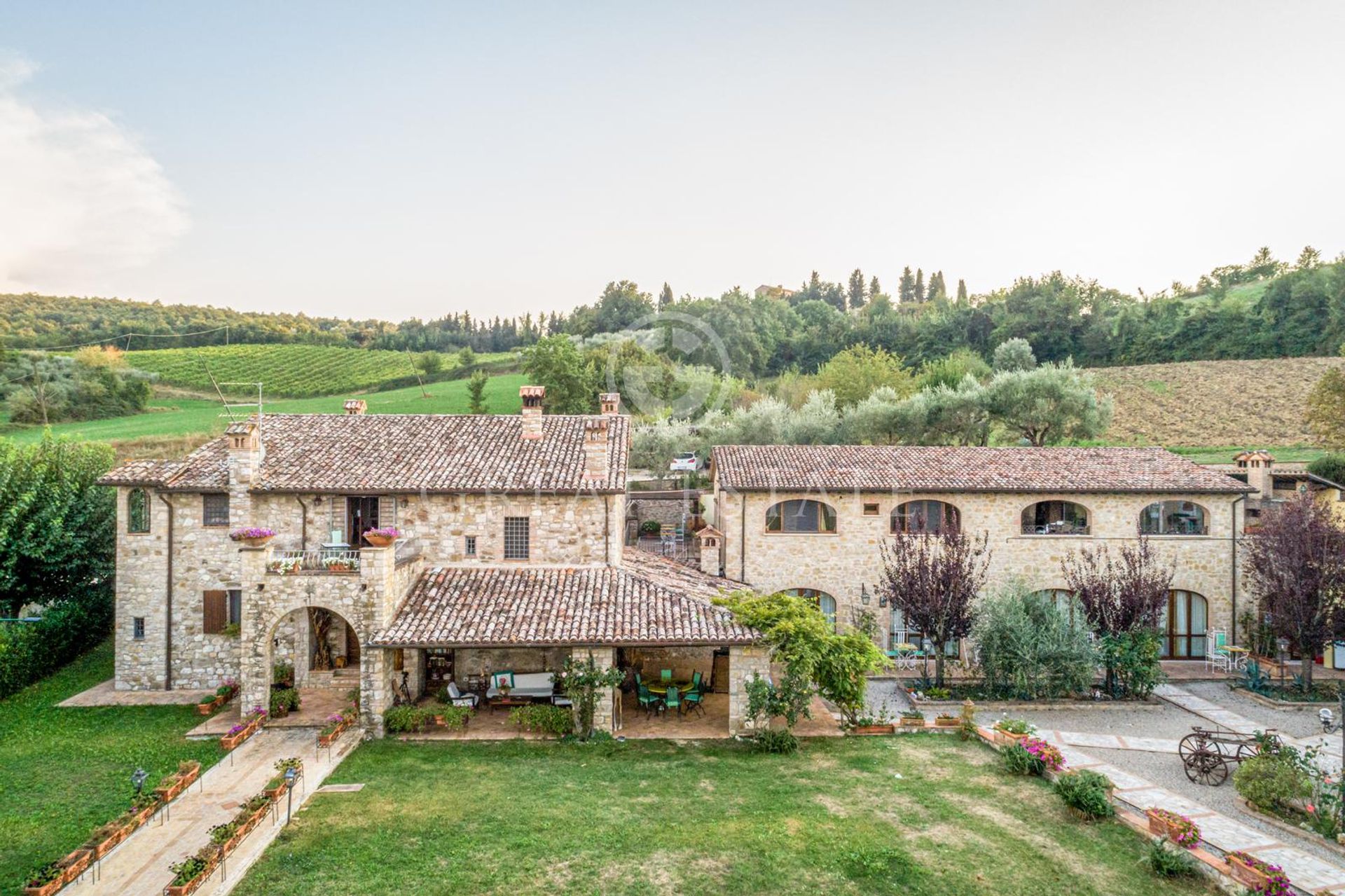 Huis in Todi, Umbria 11056113