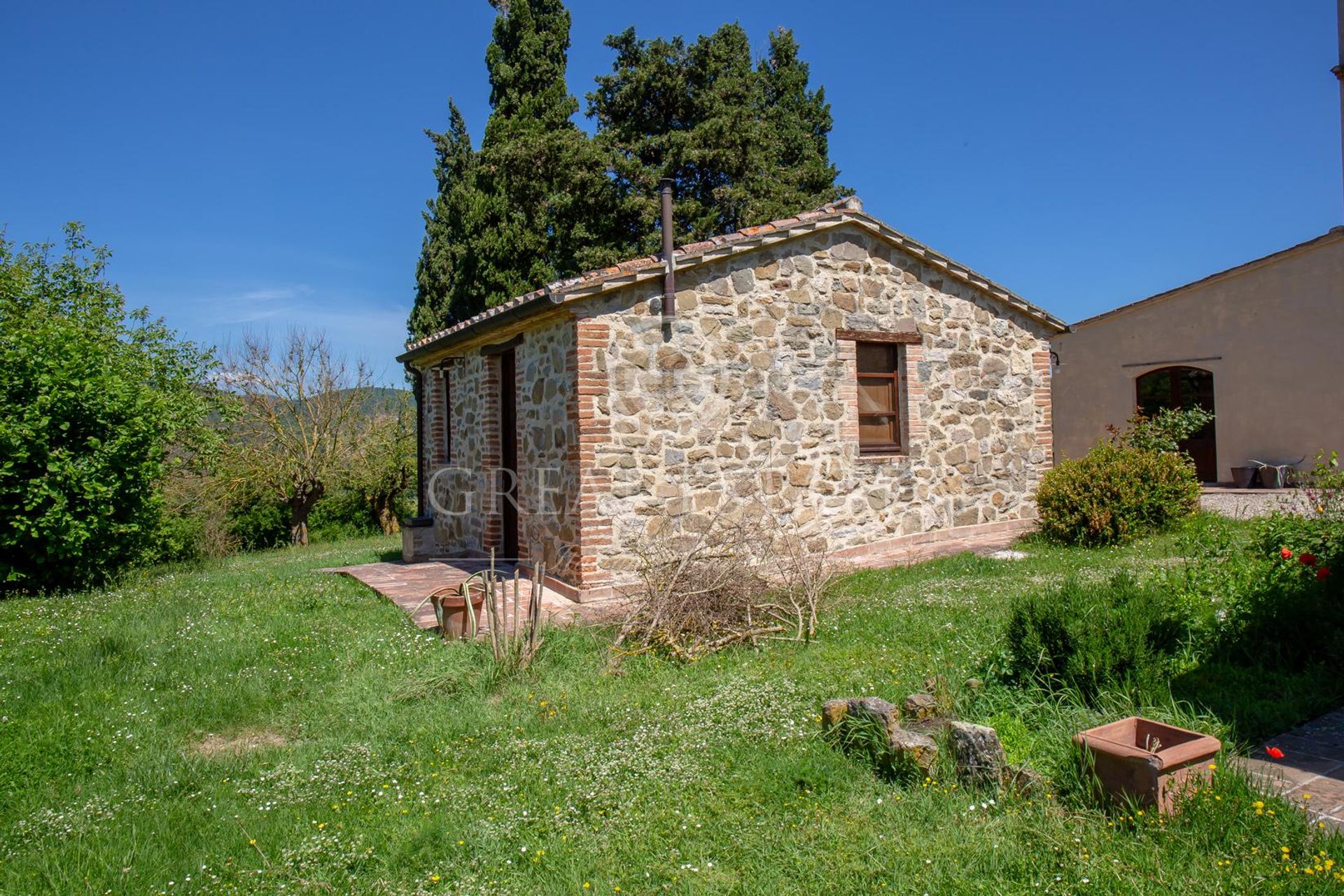 House in Passignano sul Trasimeno, Umbria 11056125