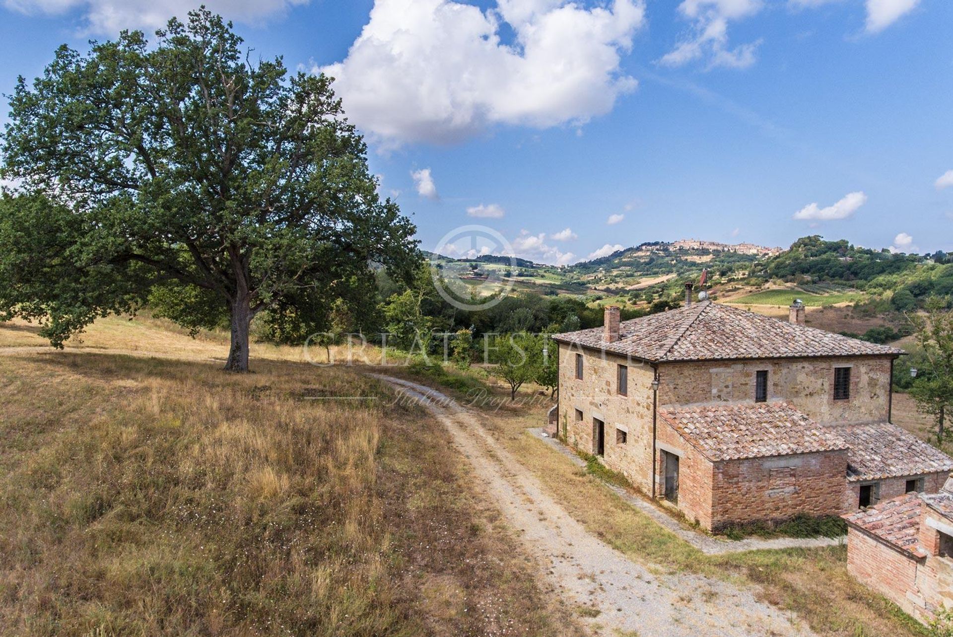 Dom w Montepulciano, Tuscany 11056280