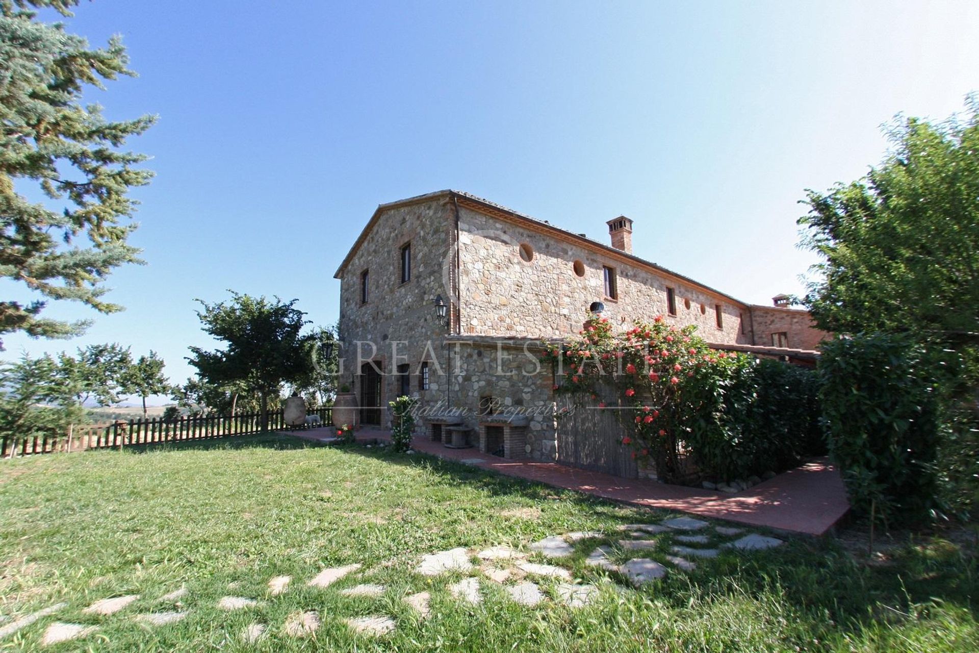 Rumah di Allerona, Umbria 11056508