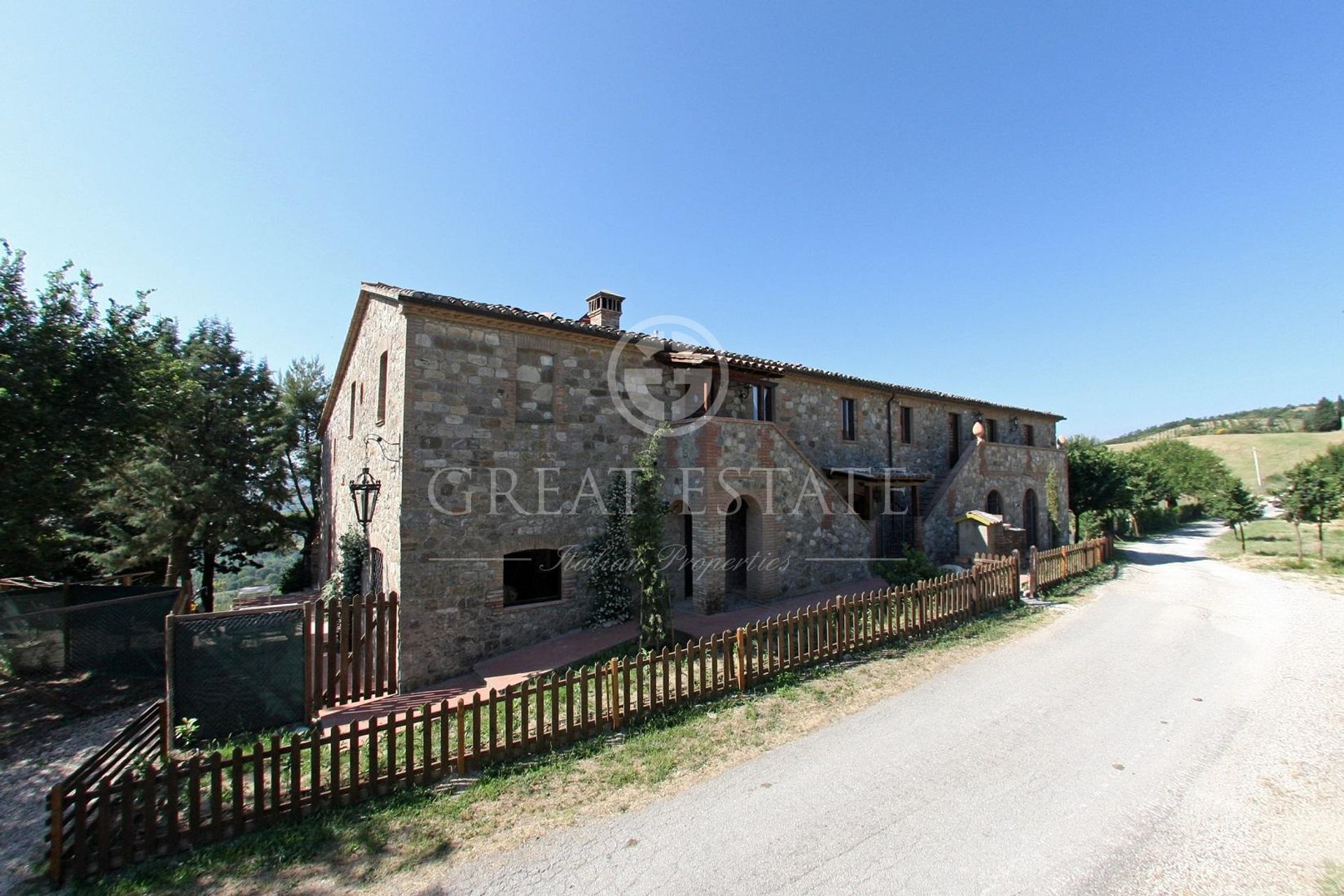 Rumah di Allerona, Umbria 11056508