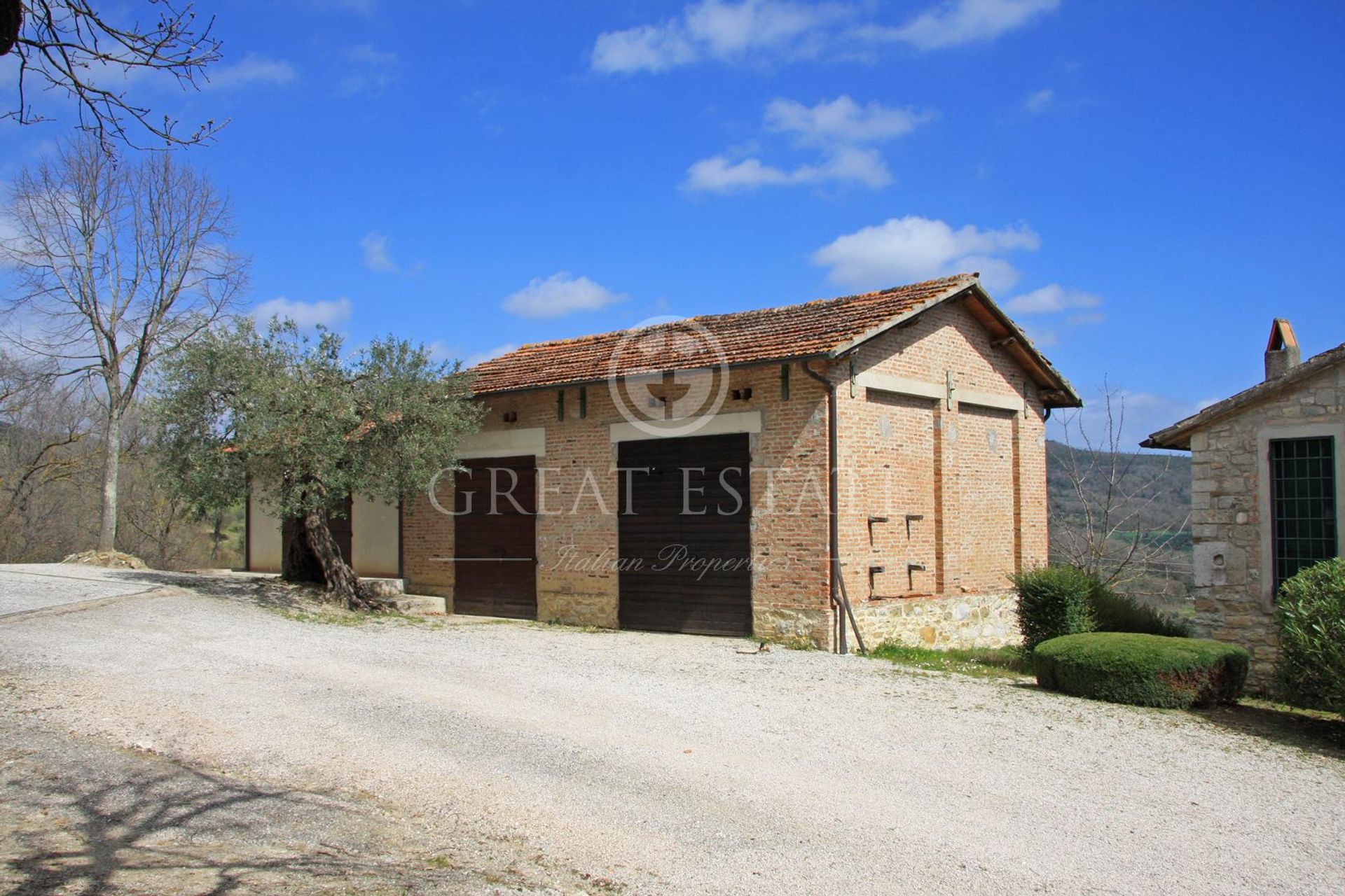 Будинок в Corciano, Umbria 11056529