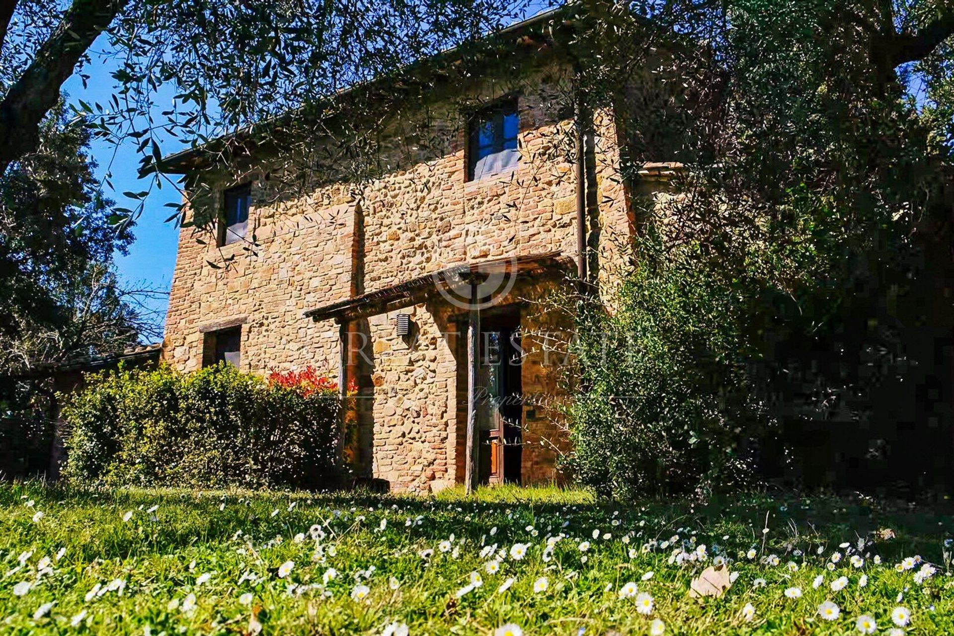 Rumah di Montaione, Tuscany 11056543