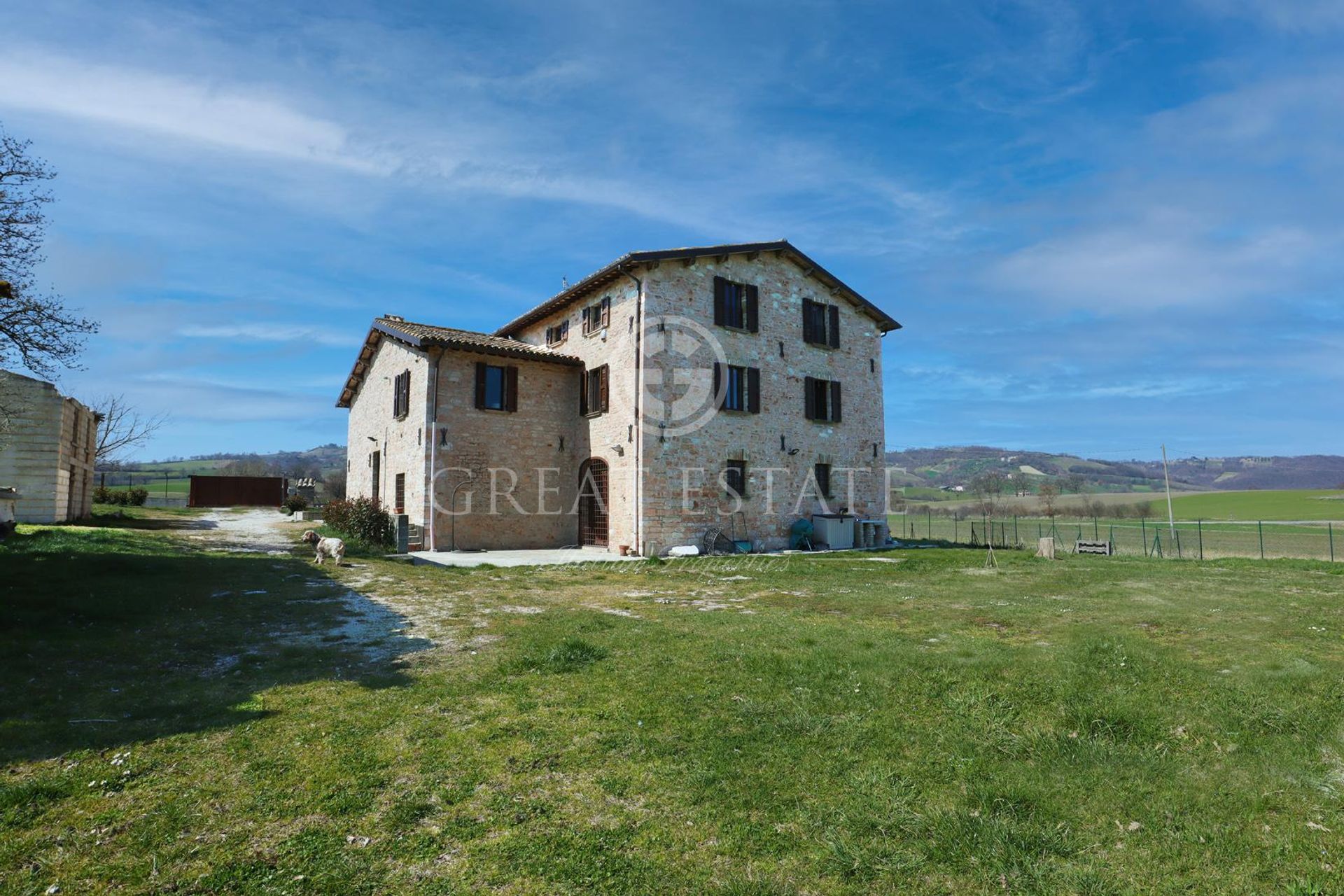 casa en Gualdo Tadino, Umbría 11056700