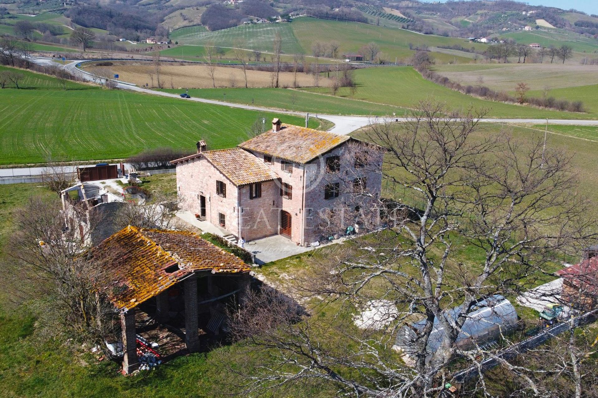 rumah dalam Gualdo Tadino, Umbria 11056700