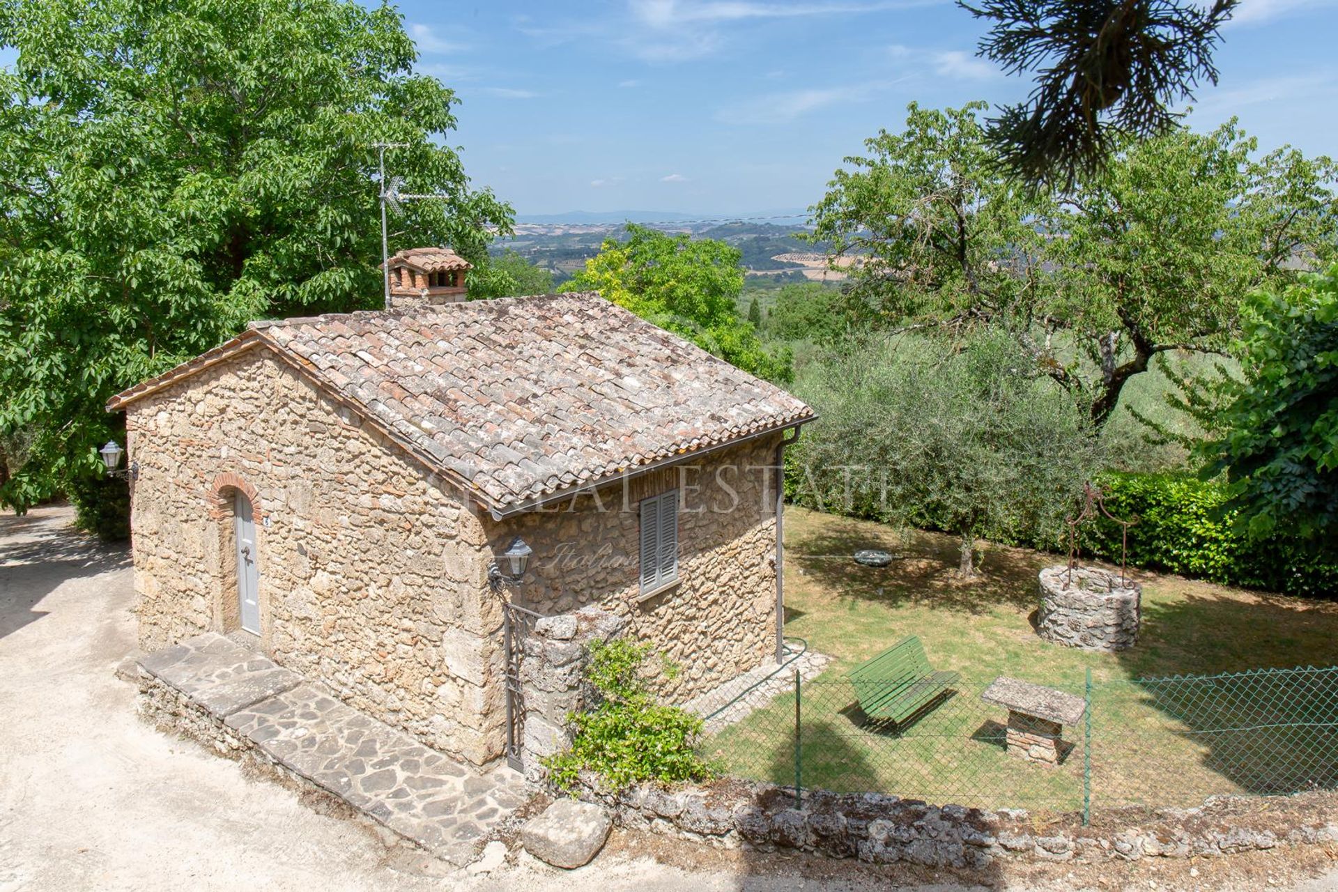 rumah dalam Sarteano, Tuscany 11056881